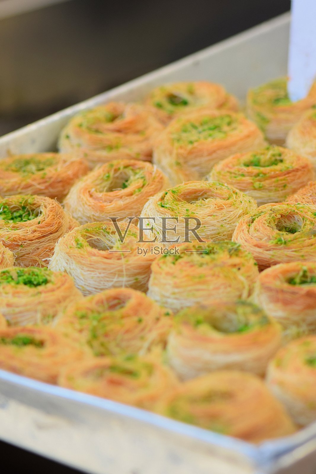 传统的开心果顶层巴克拉瓦照片摄影图片