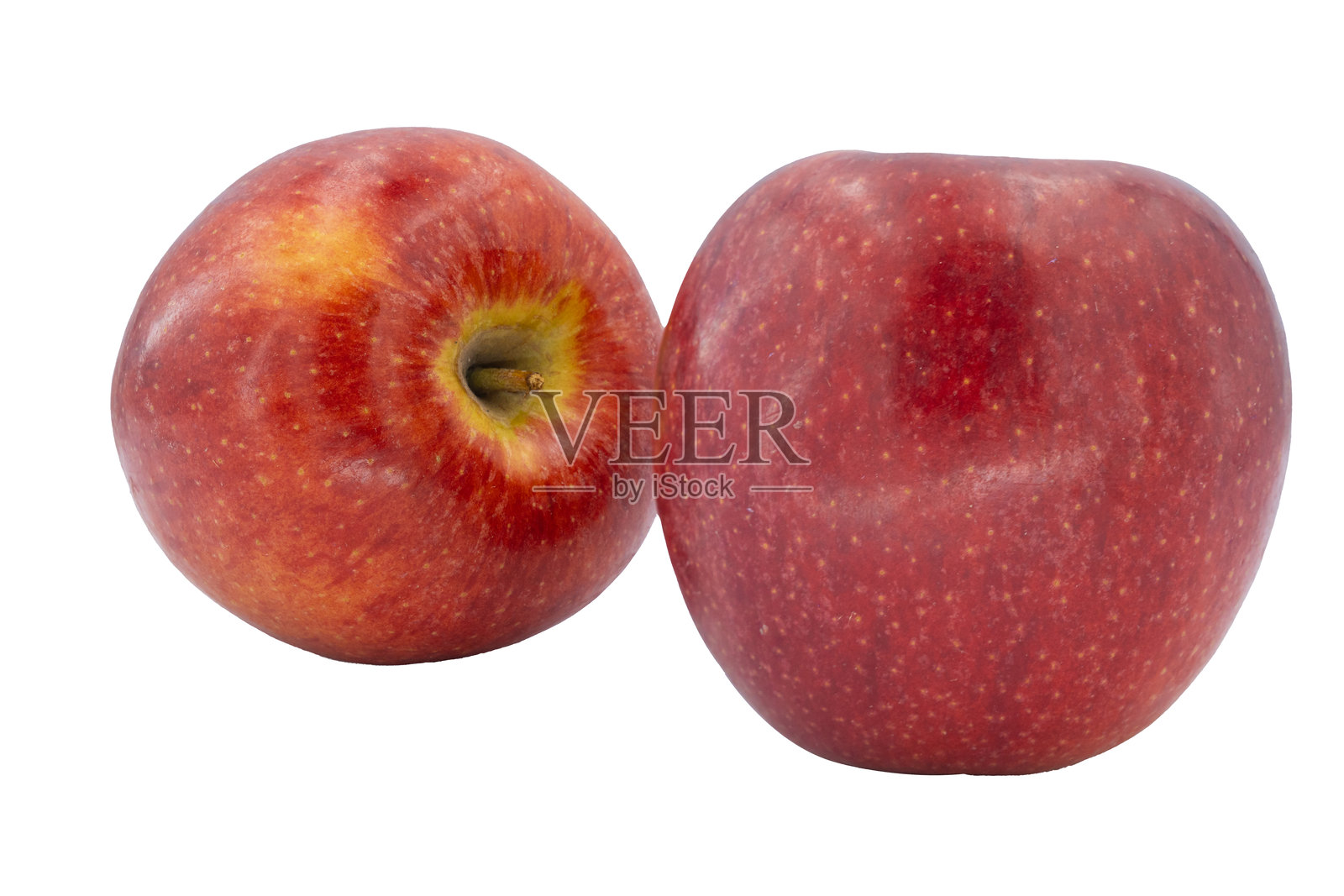 高质量的两颗新鲜红苹果PNG图像，背景为白色照片摄影图片