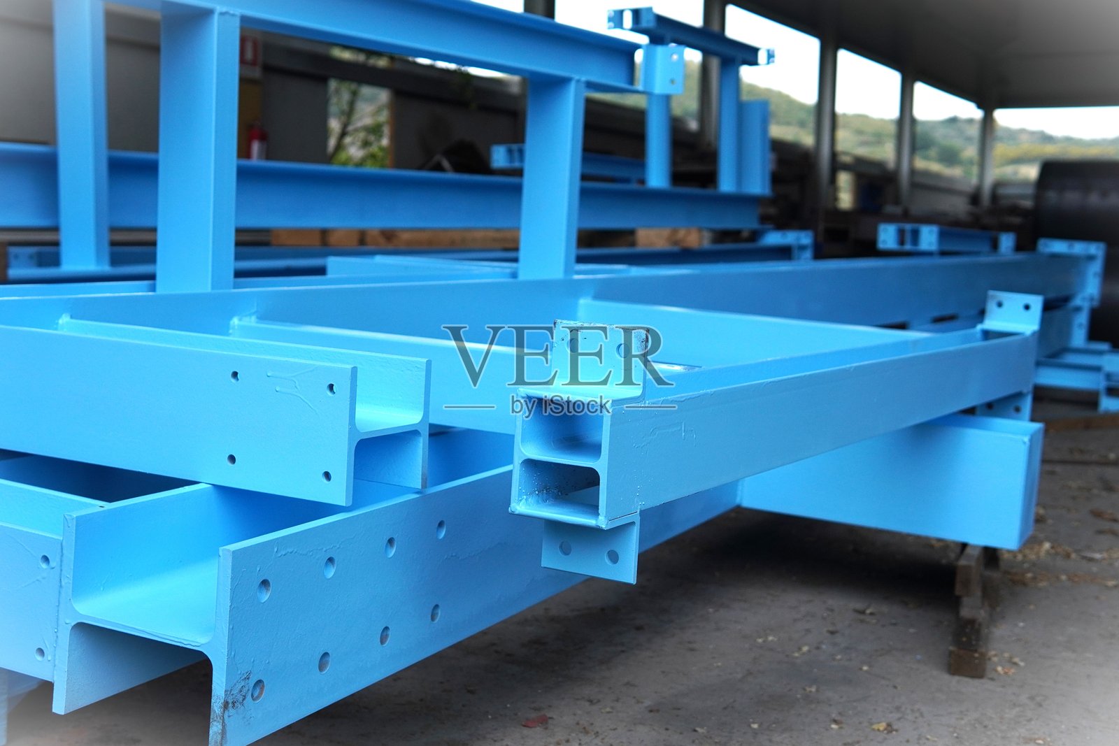 组装钢结构。照片摄影图片