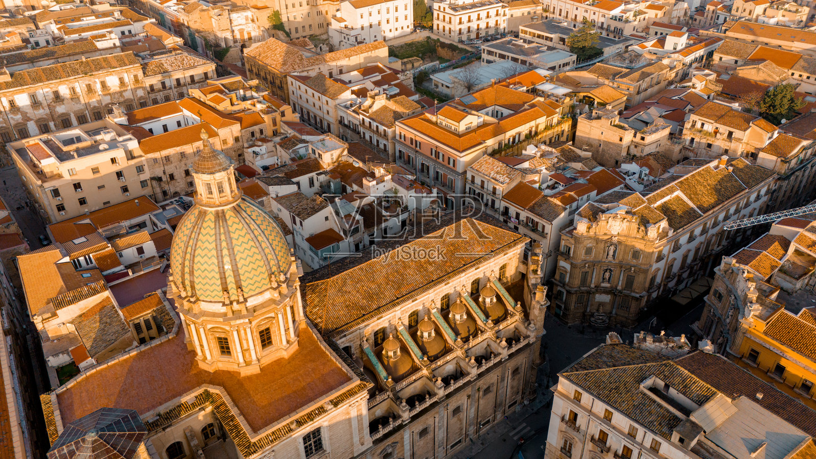 巴勒莫历史城市景观的全景视图照片摄影图片