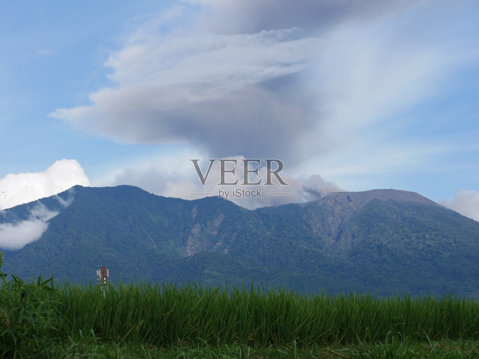 火山爆发照片摄影图片