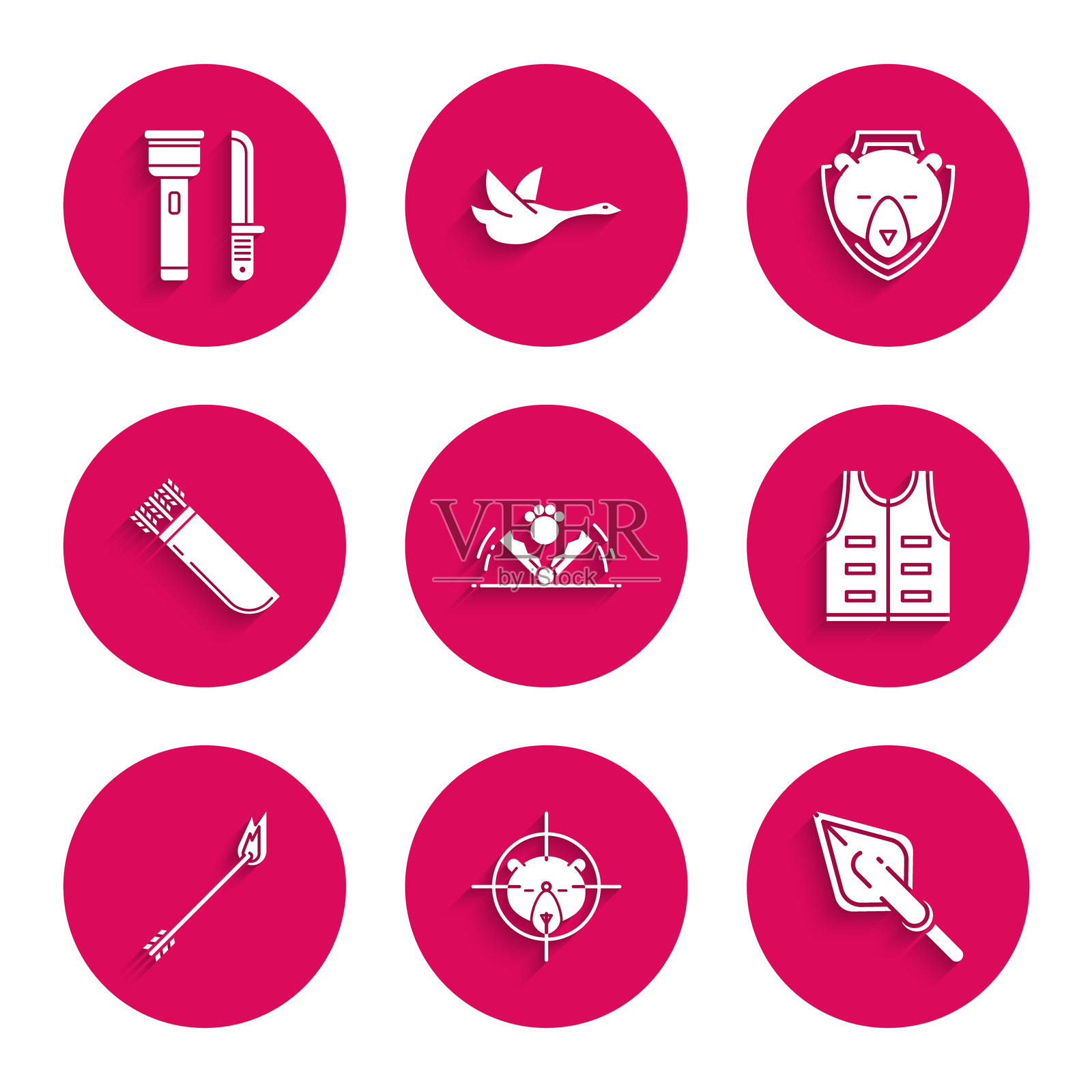 设置捕兽陷阱，瞄准猎熊，时尚箭头，猎装夹克，火焰，箭袋，熊头盾牌，以及手电筒和刀具图标。矢量图。插画图片素材