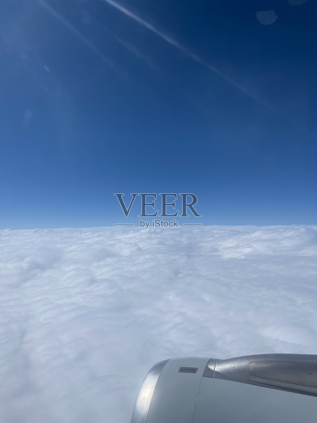 飞机窗户的美丽景色照片摄影图片