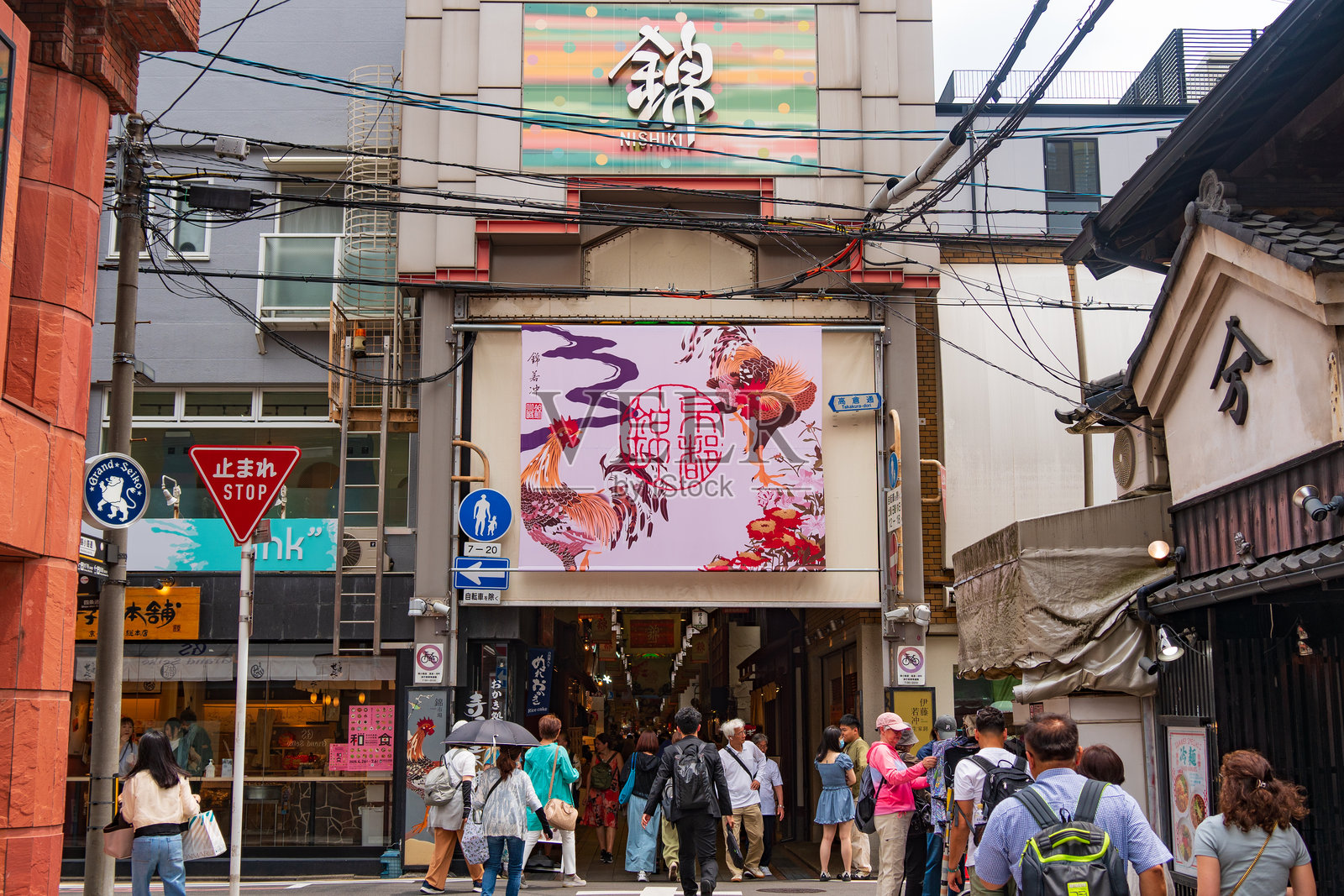 锦市场，日本京都的一个市场照片摄影图片