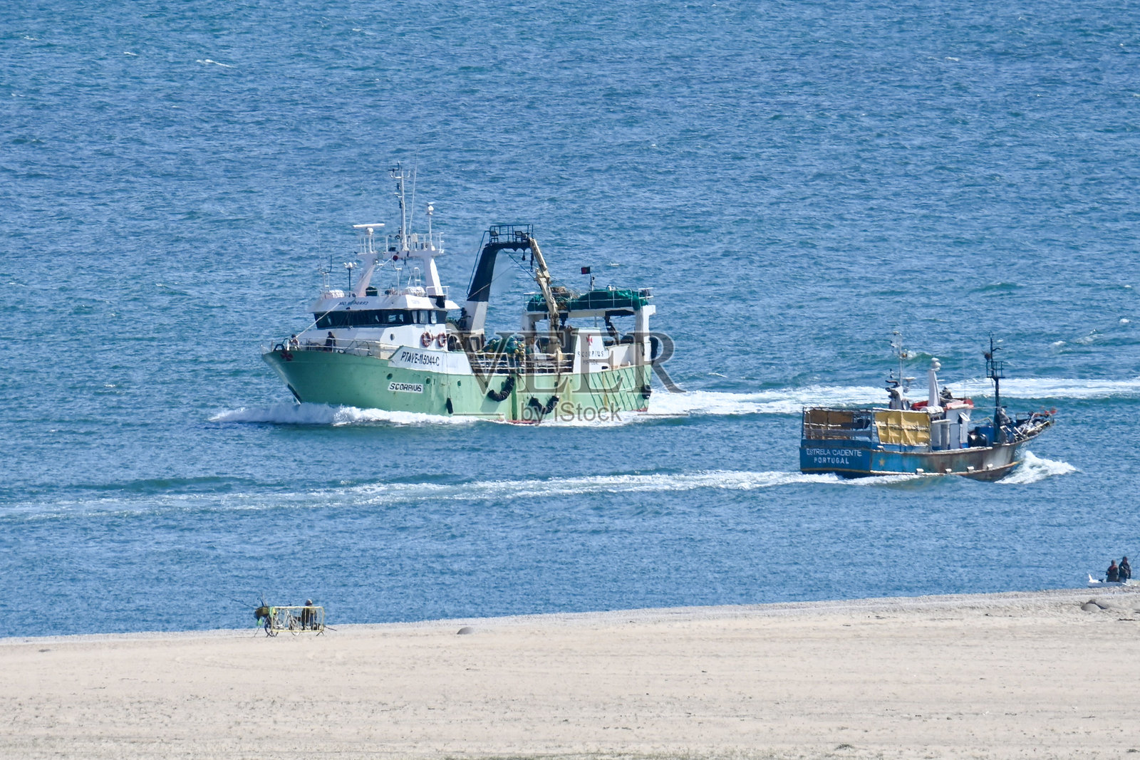 渔船SCORPIUS（IMO：9096882）驶入葡萄牙银海岸的菲盖拉达福斯港口。照片摄影图片