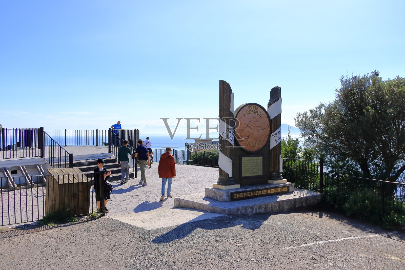 直布罗陀的海克力士柱子照片摄影图片