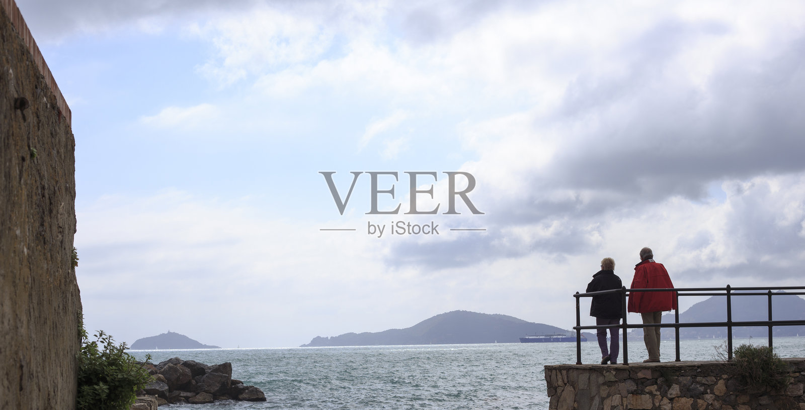 特拉罗岛照片摄影图片