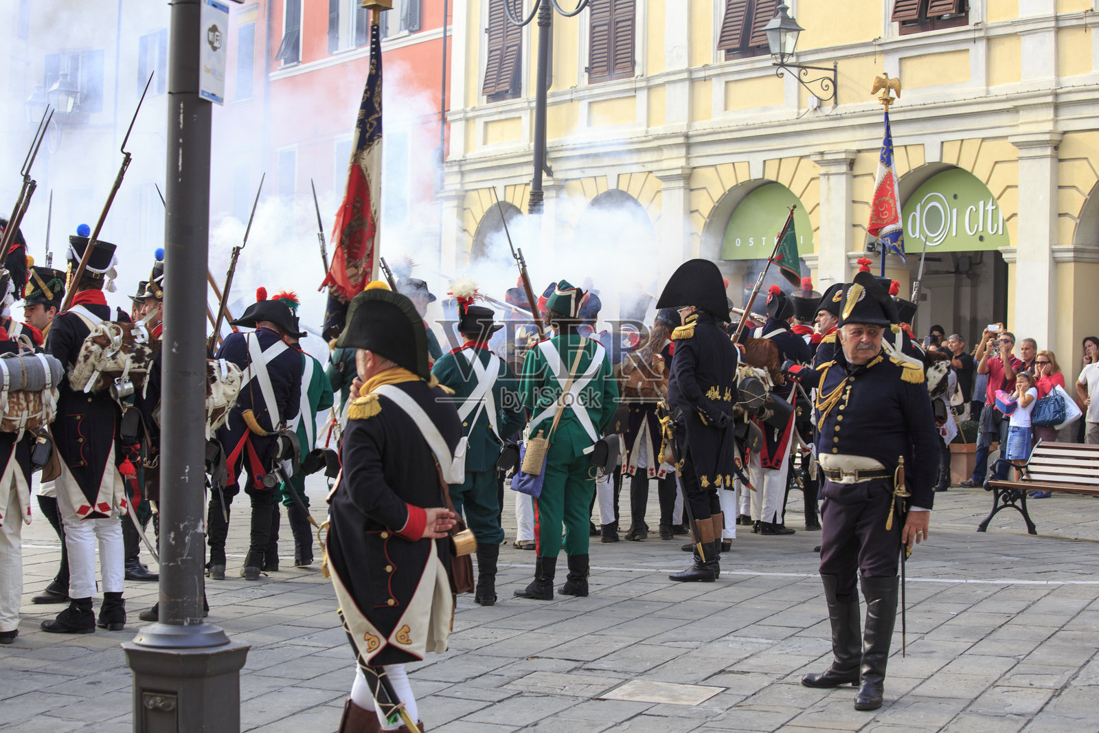 萨尔扎纳拿破仑节照片摄影图片