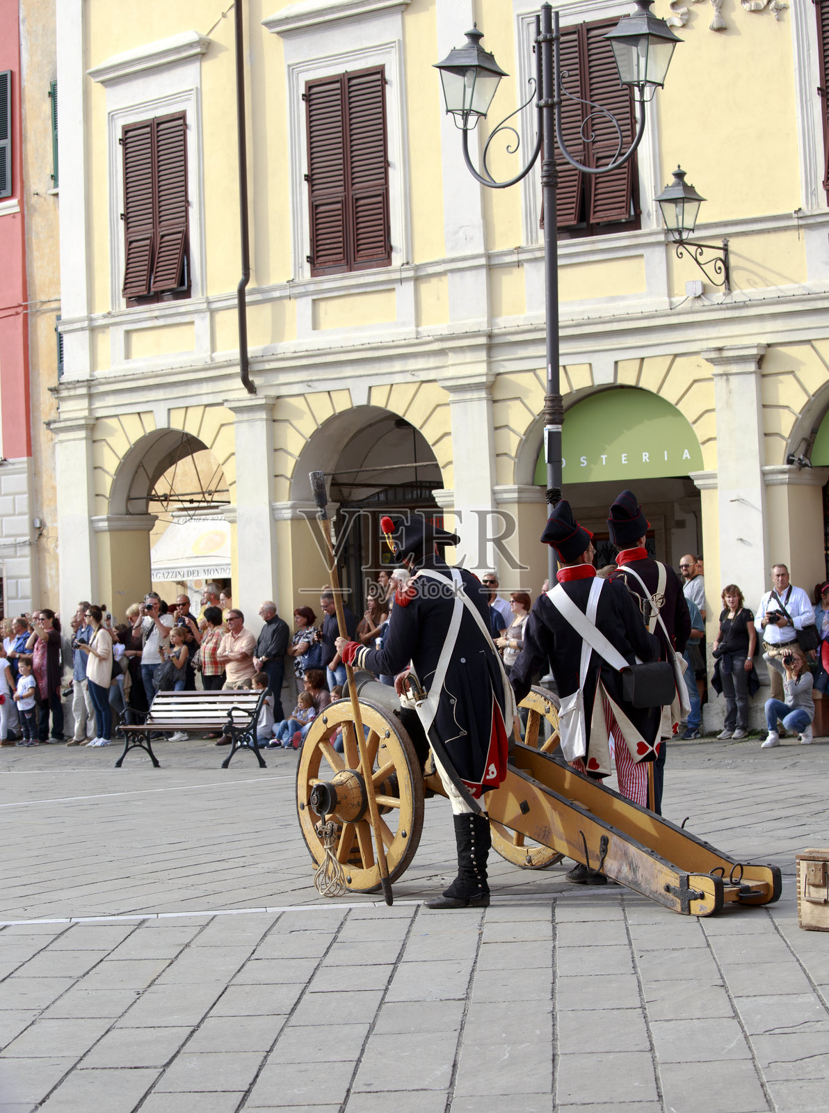 萨尔扎纳拿破仑节照片摄影图片
