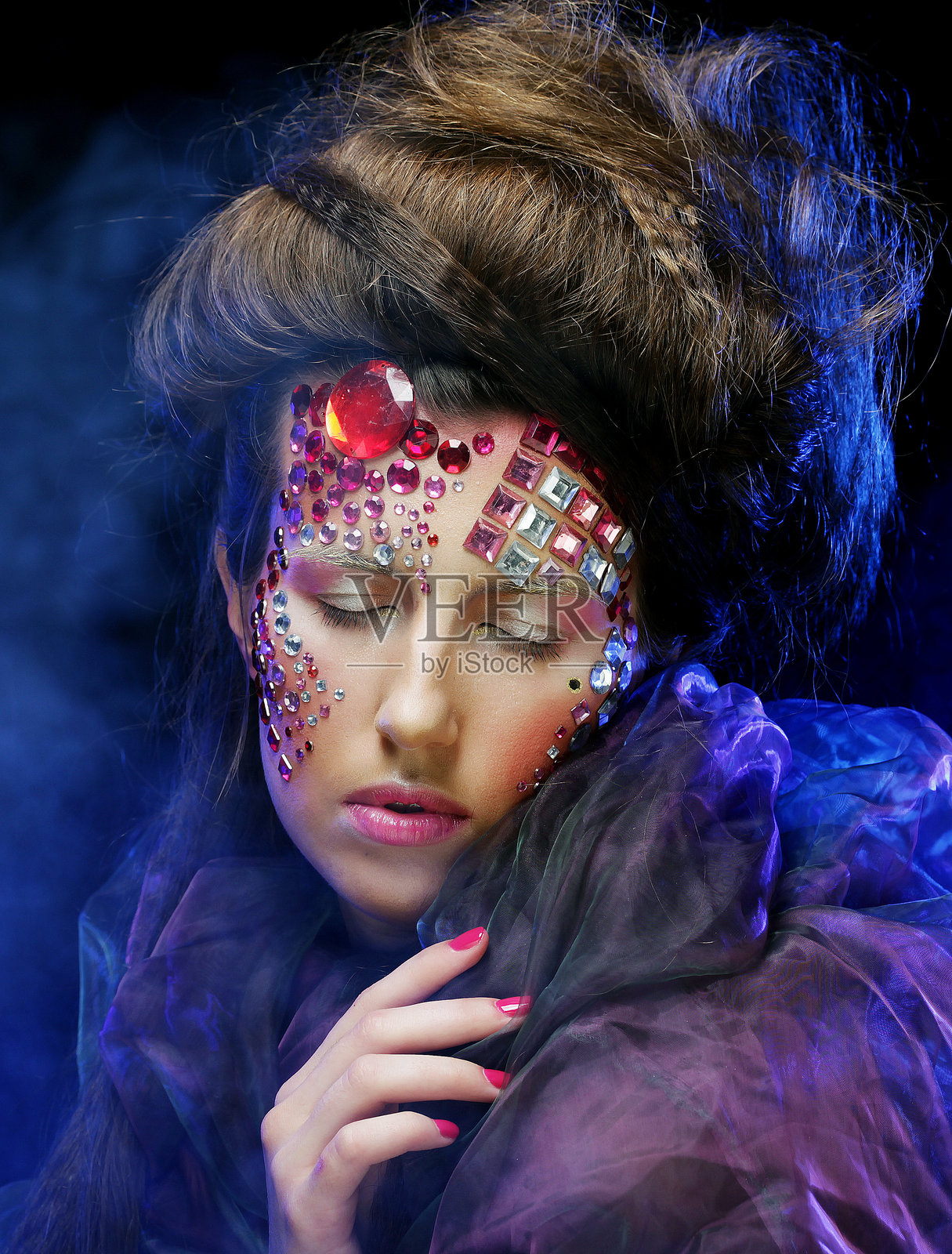 美丽的女性，妆容创意亮丽照片摄影图片