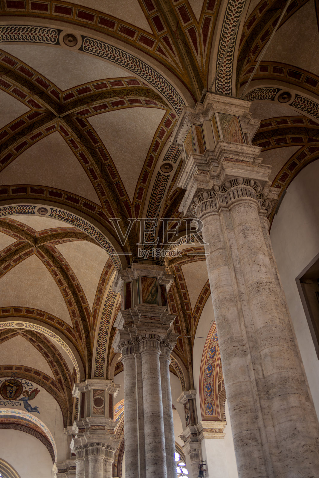 皮恩扎大教堂的外观，托斯卡纳照片摄影图片