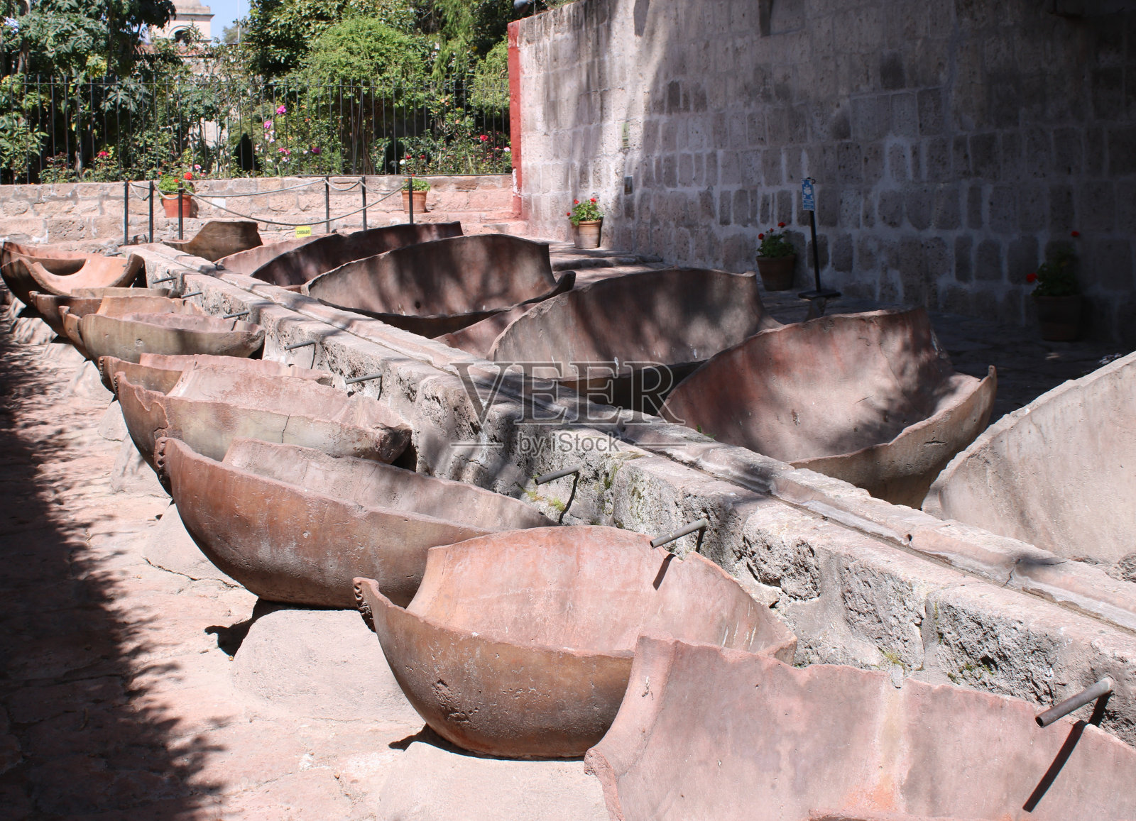 阿雷基帕圣卡塔利娜修道院的洗涤区照片摄影图片