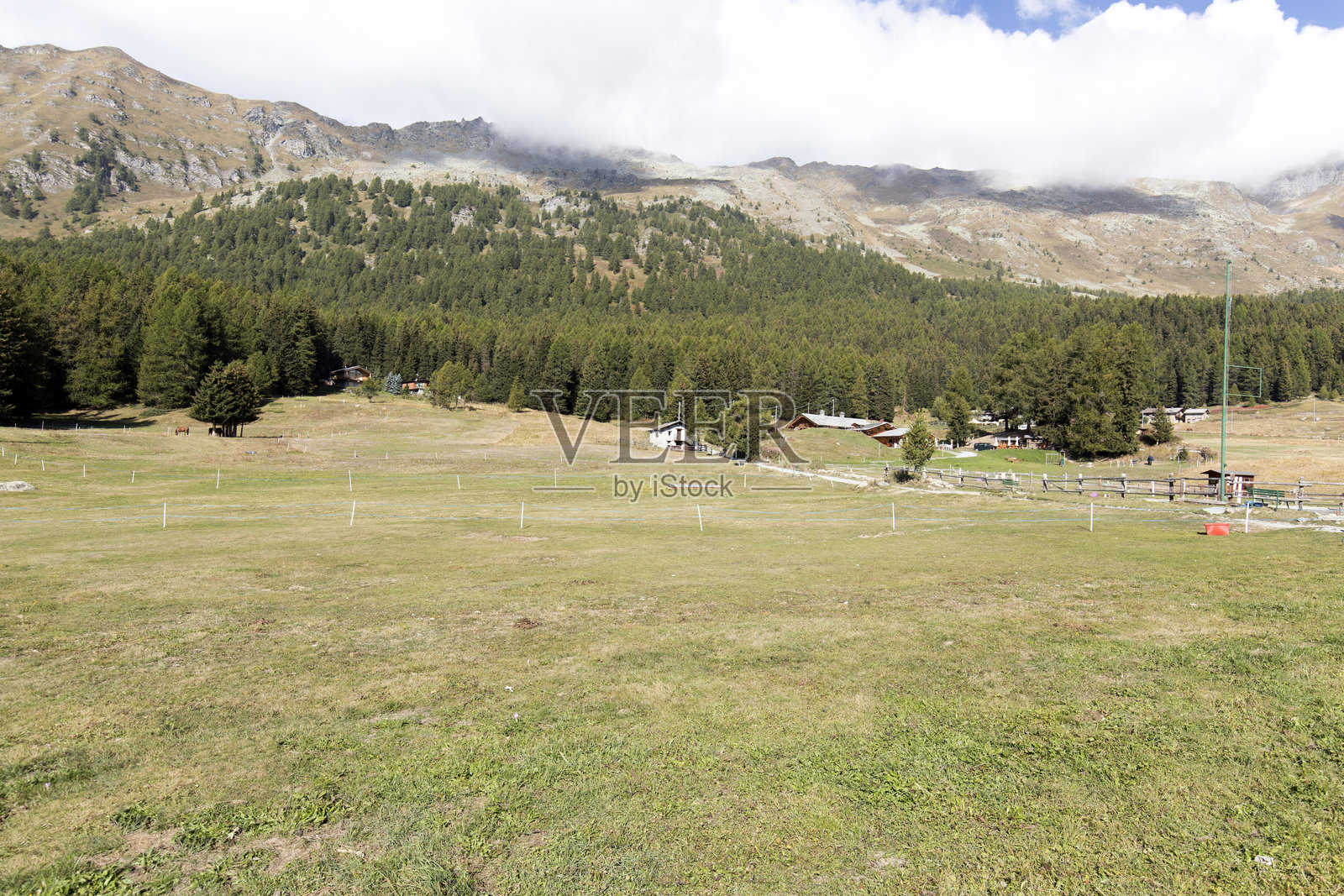 布鲁松夏末的风景照片摄影图片
