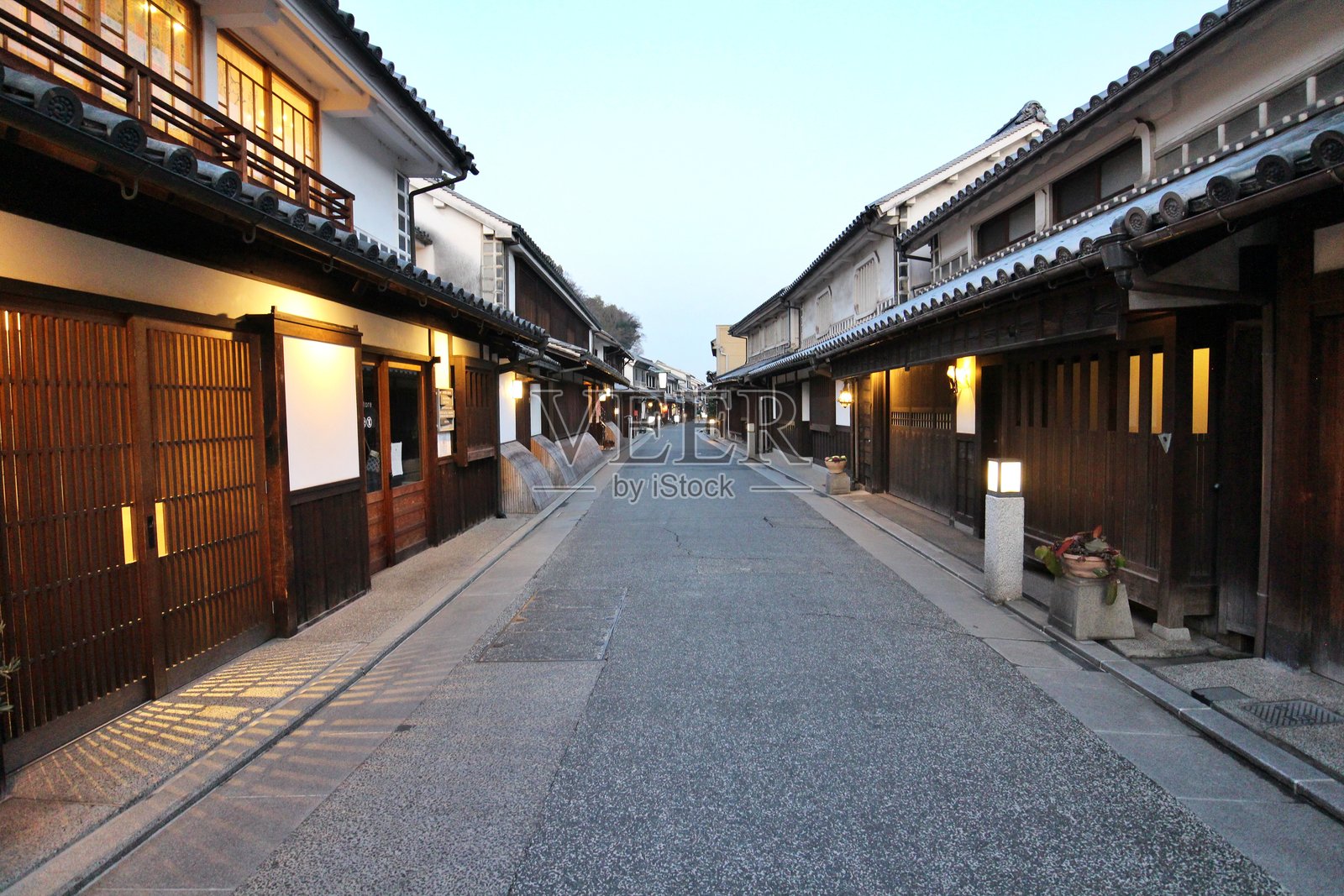 日本倉敷美观地区黄昏时分（老城区）照片摄影图片