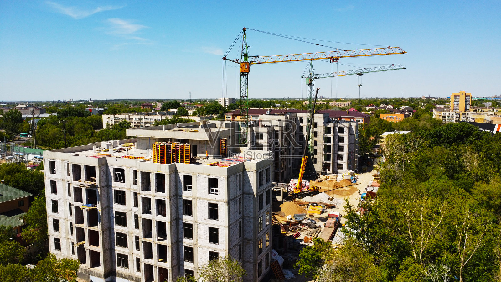 建筑工地与起重机照片摄影图片