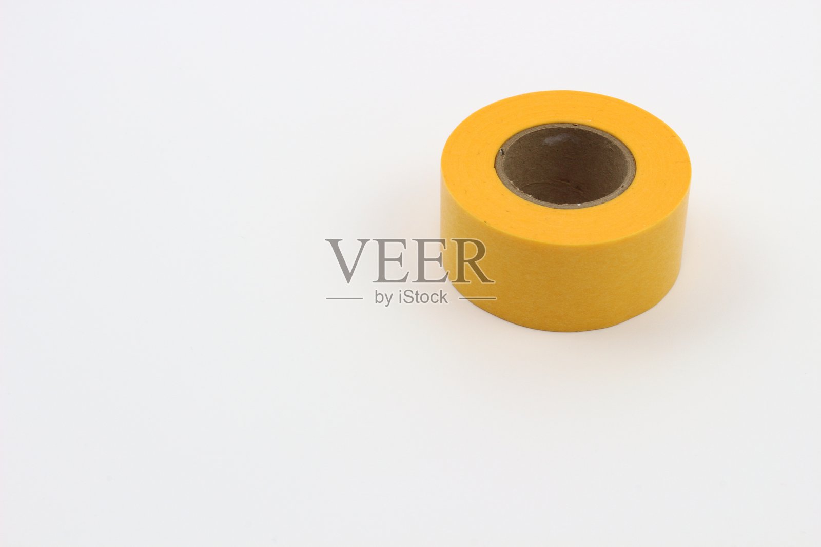 简单的黄色胶带，方便日常使用。照片摄影图片
