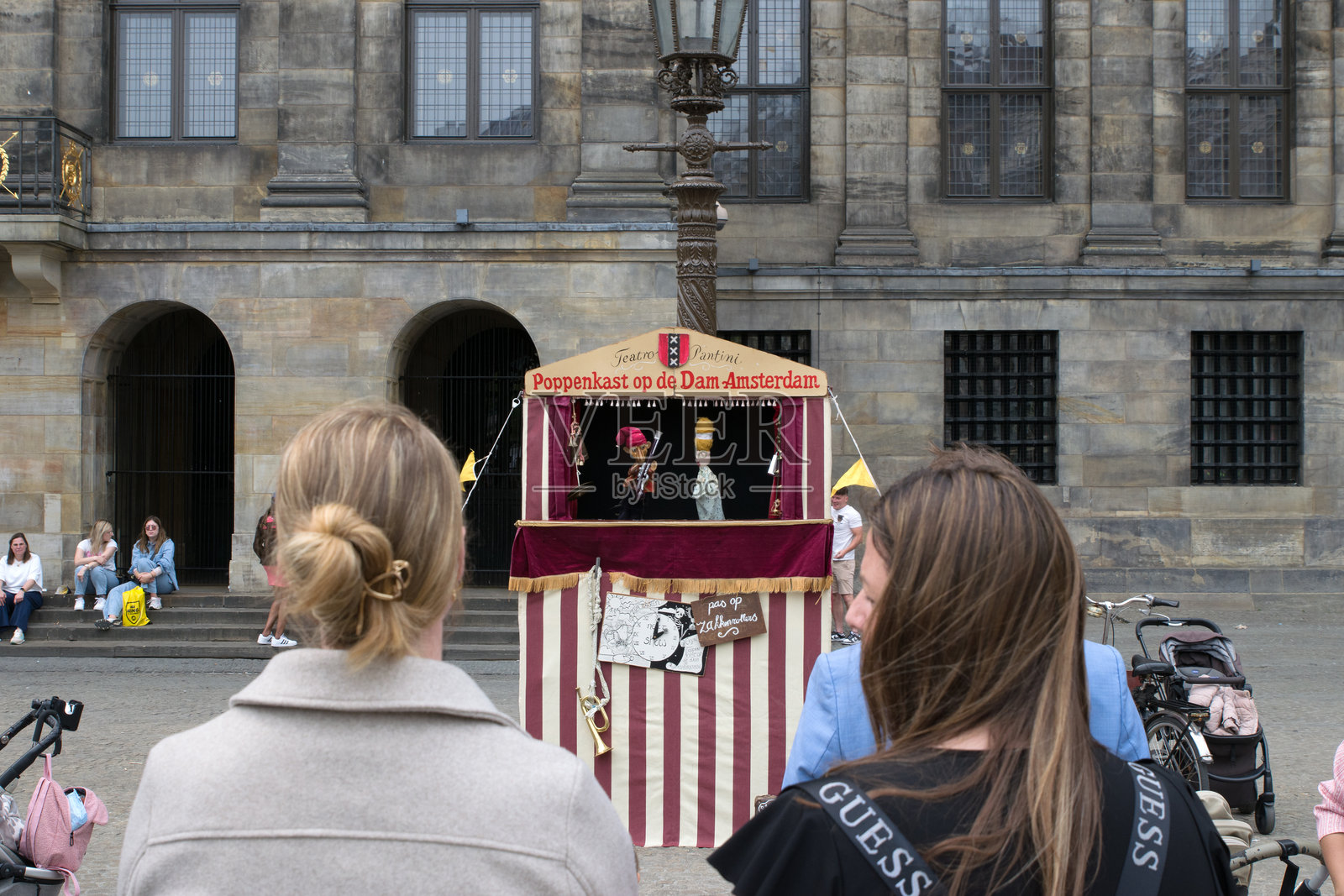 达姆广场木偶剧院照片摄影图片