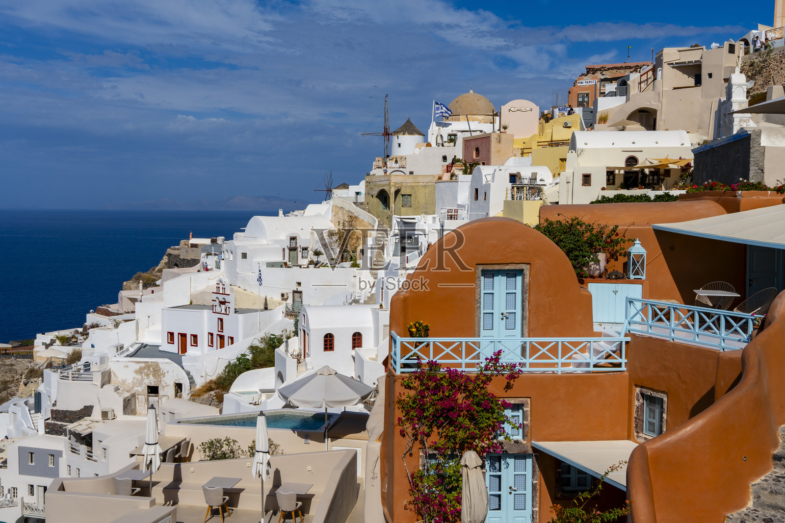 希腊圣托里尼岛的伊亚镇景观照片摄影图片