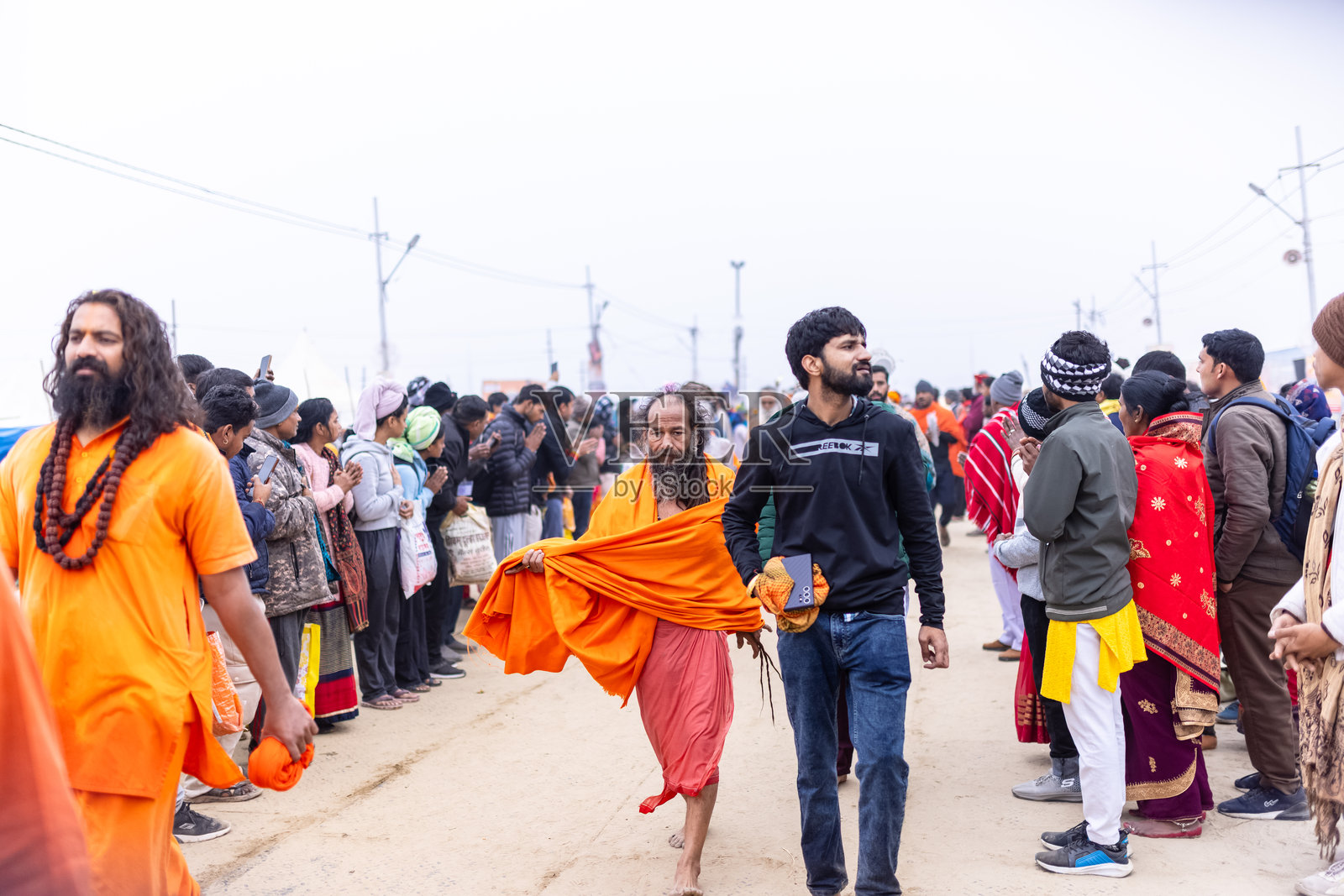 在普拉亚格的马哈库姆大典上，神圣的沙杜照片摄影图片