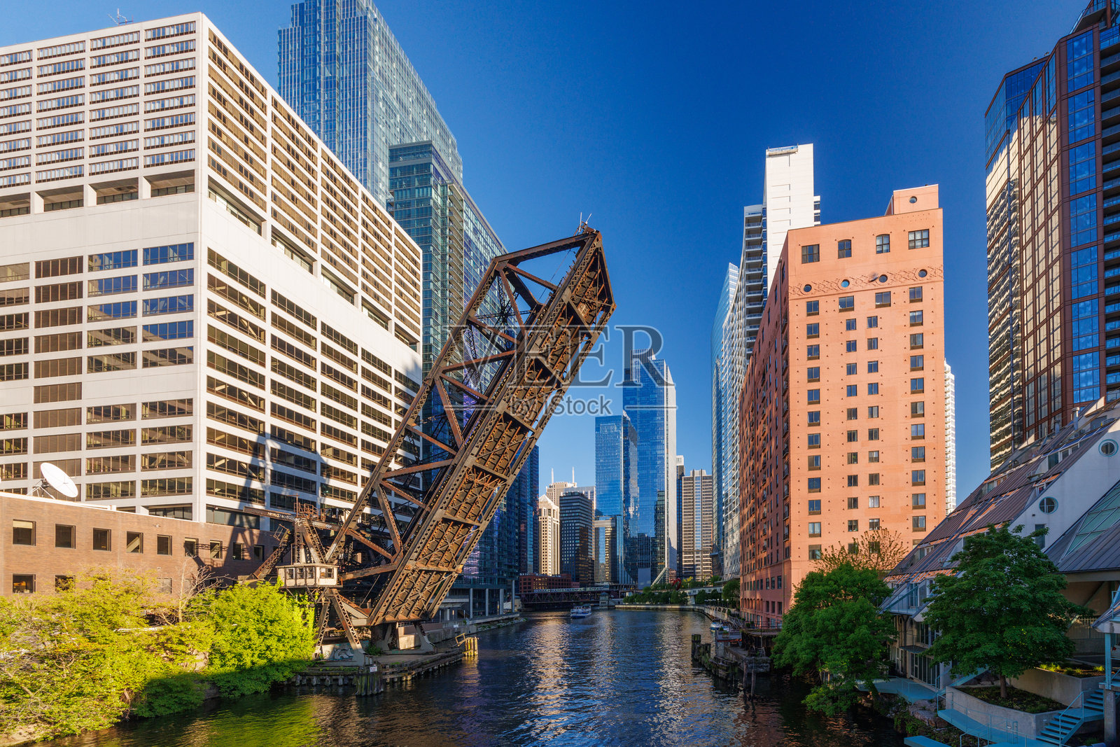 日落时分的芝加哥市中心美景照片摄影图片