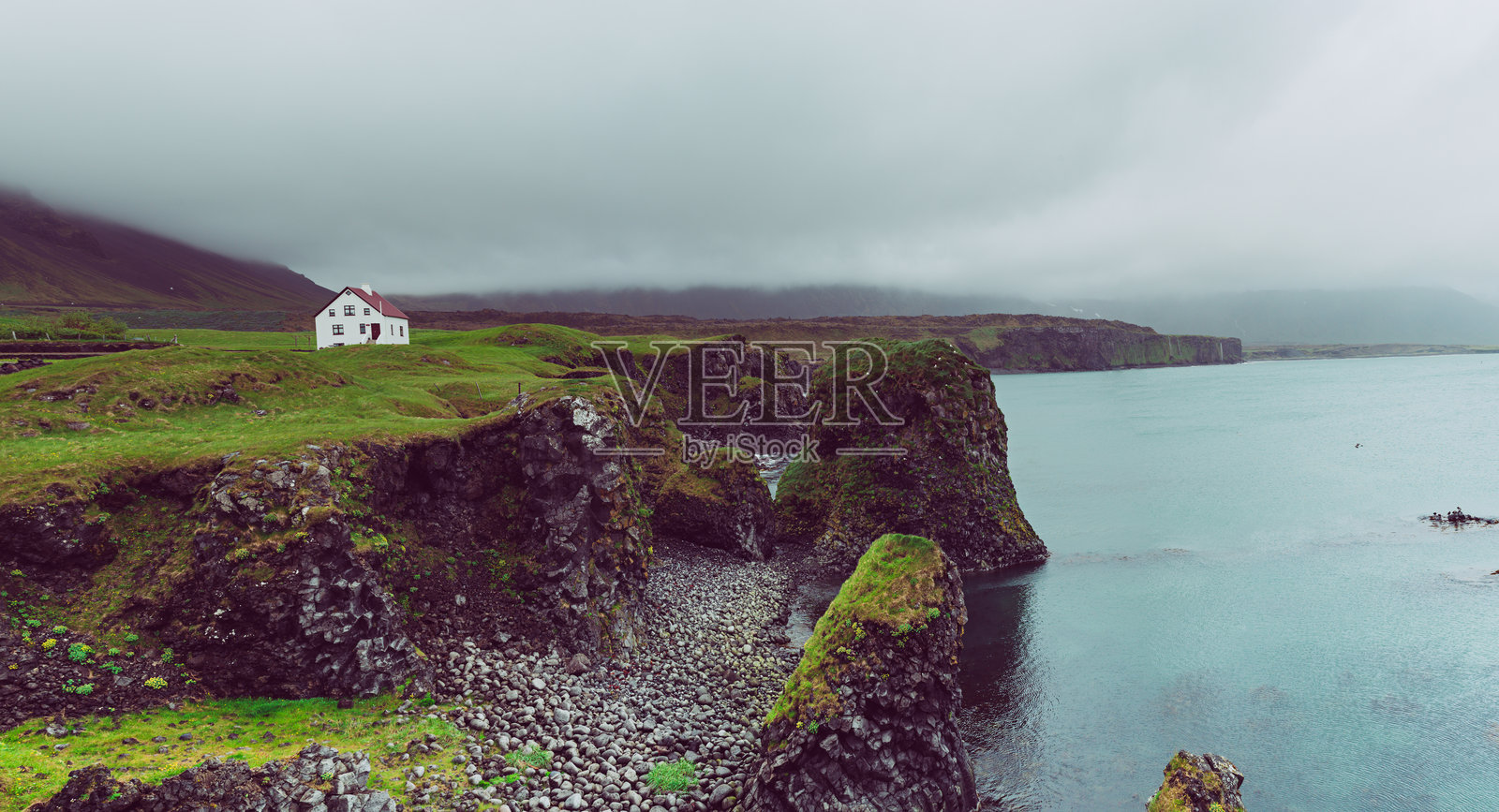 孤独的冰岛房屋照片摄影图片