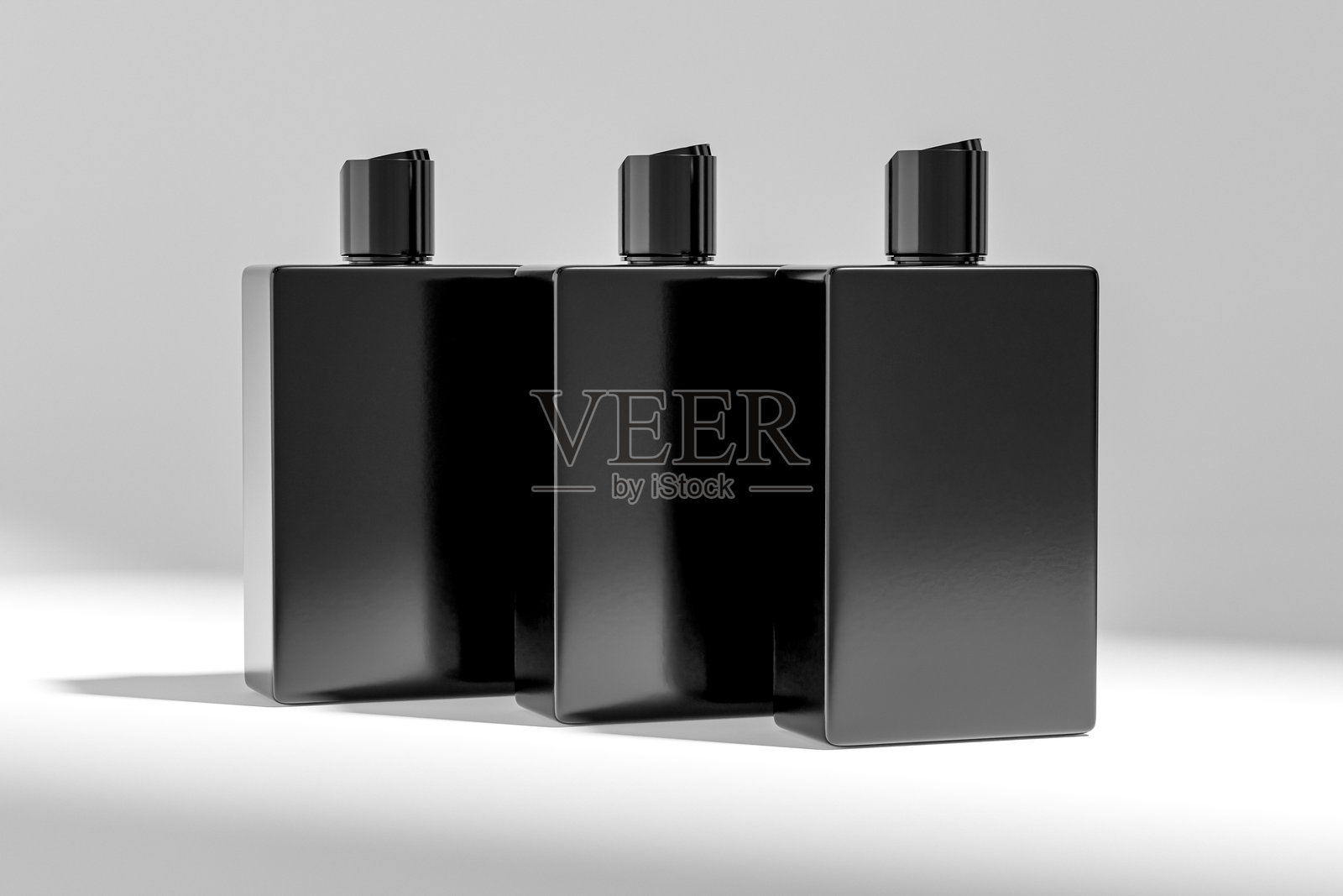 黑色化妆品塑料瓶，带圆盘顶翻盖的模型，扁平圆盘盖方形洗发水包装，矩形挤压瓶，立方体形状瓶子，扁平现代护肤品容器照片摄影图片