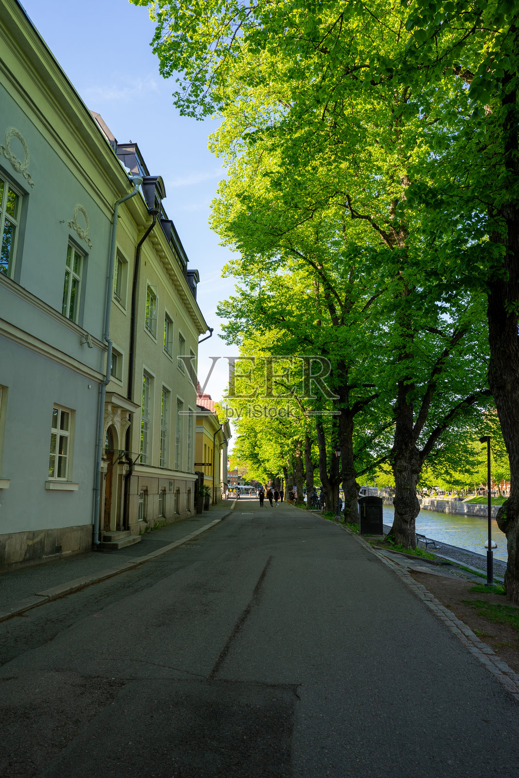 土库市的乔基兰塔河滨夏季景色照片摄影图片