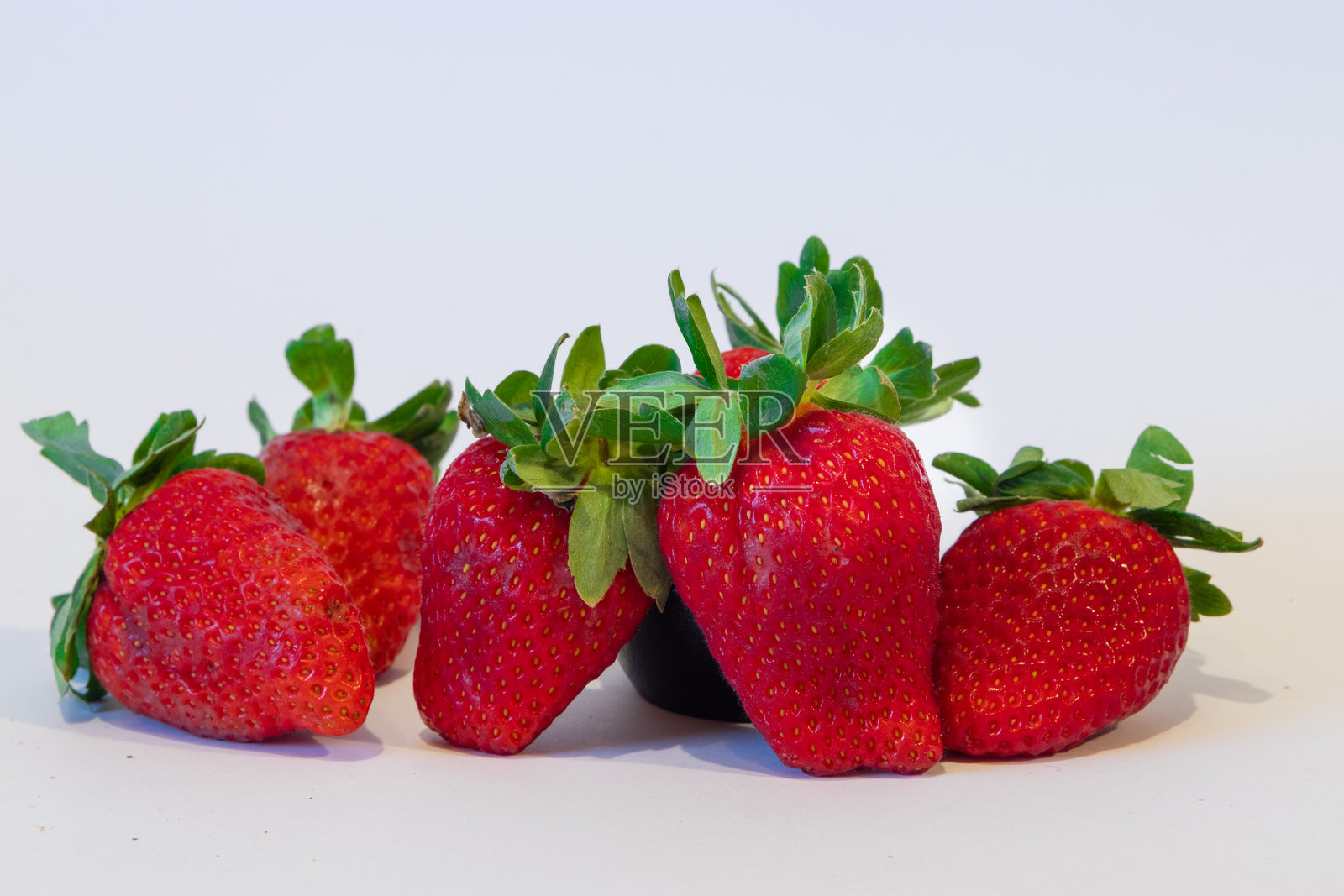 新鲜草莓照片摄影图片