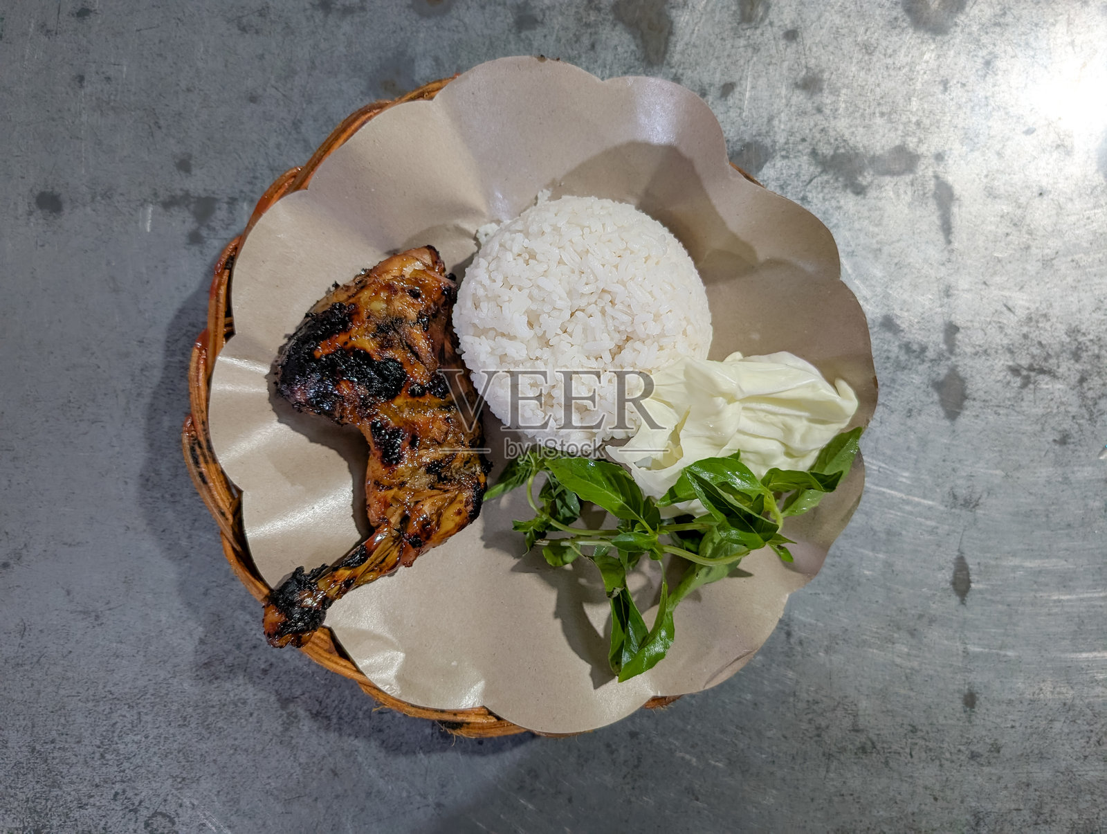 白米饭配烤鸡照片摄影图片