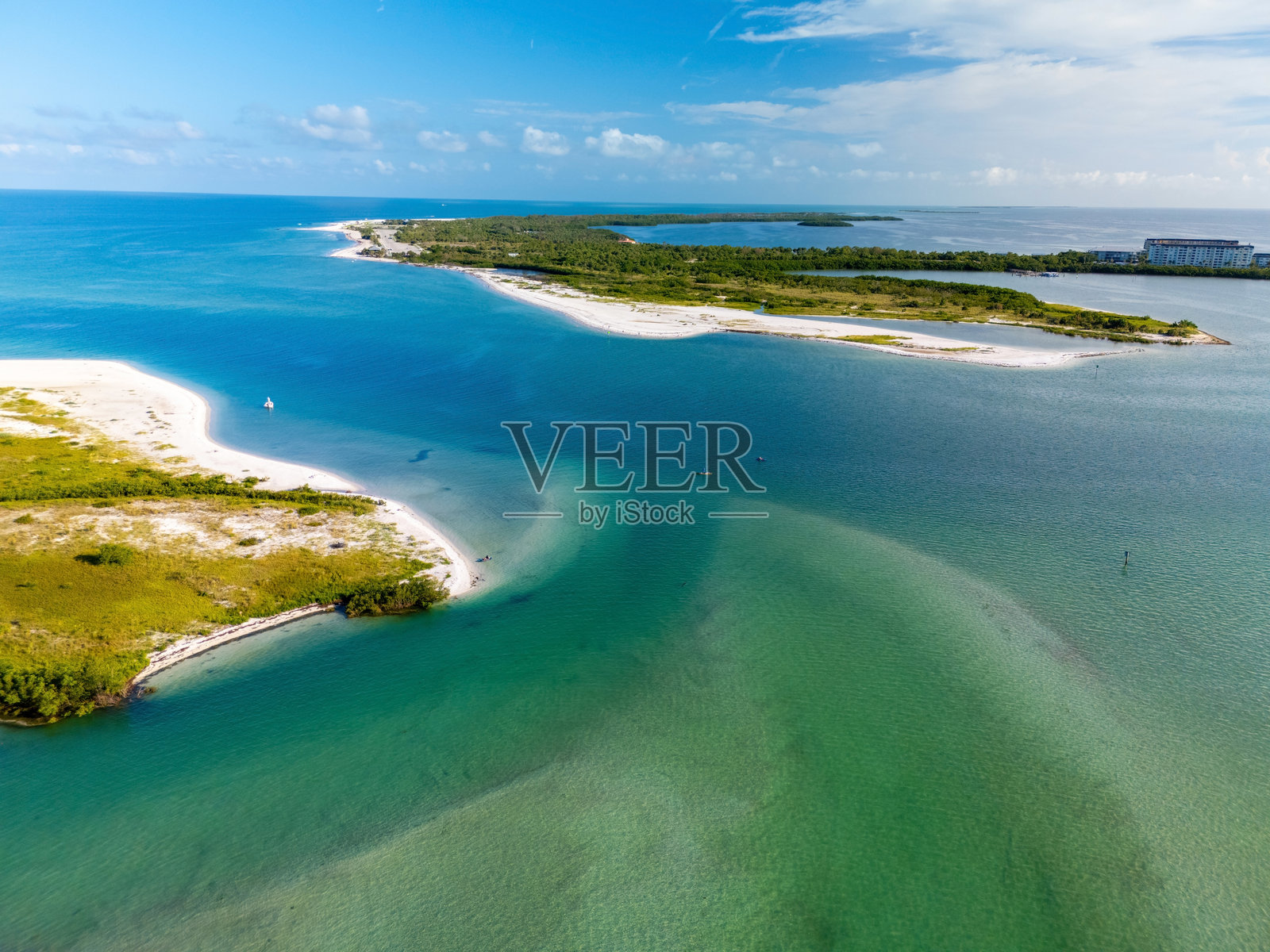 佛罗里达州坦帕湾的无人机拍摄岛屿照片照片摄影图片