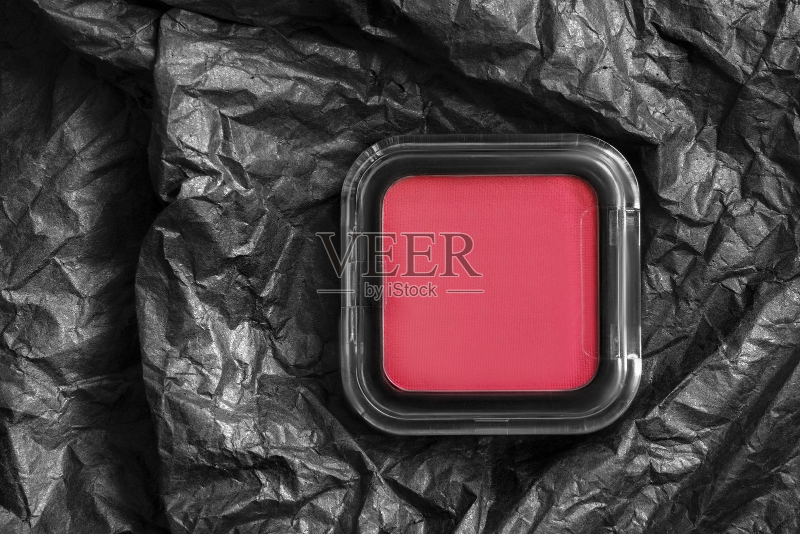 红色腮红包装照片摄影图片