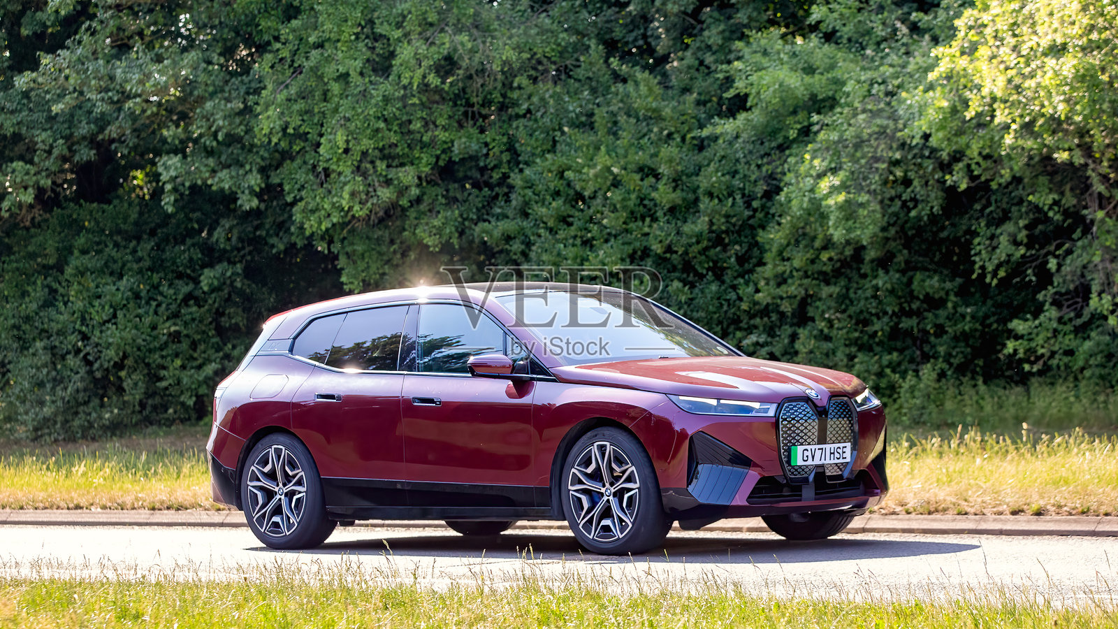 宝马IX XDrive电动SUV照片摄影图片