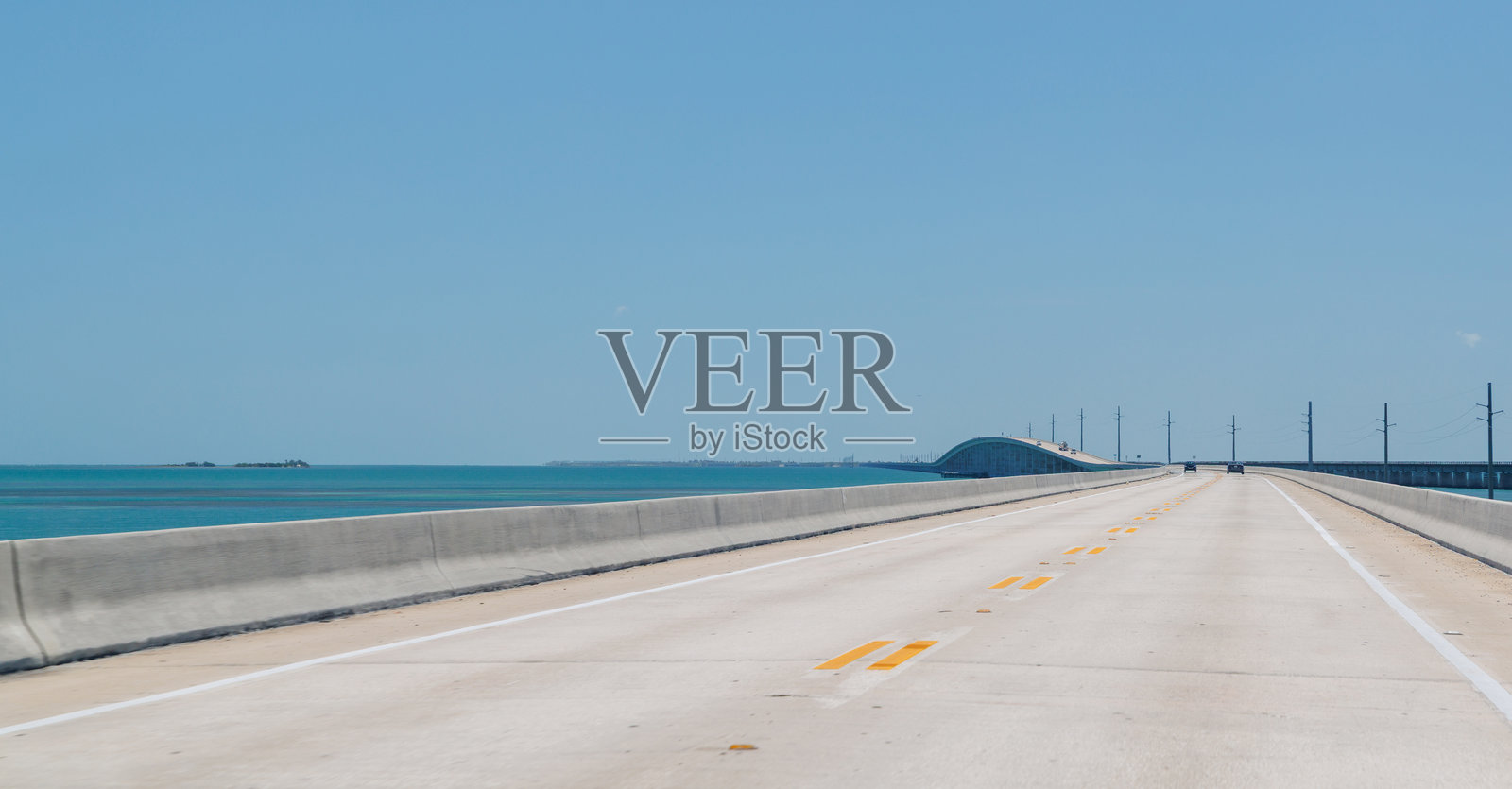 延伸至天空的高速公路照片摄影图片