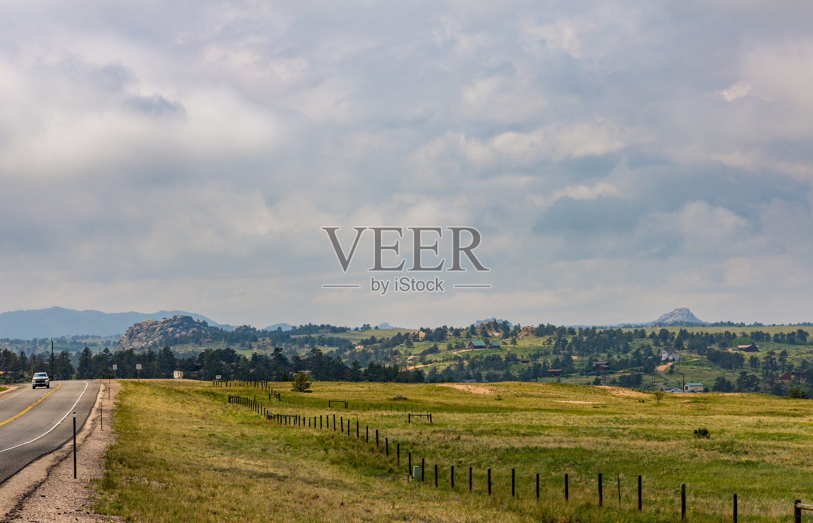 怀俄明州乡村风景，切yenne的乡间小路照片摄影图片