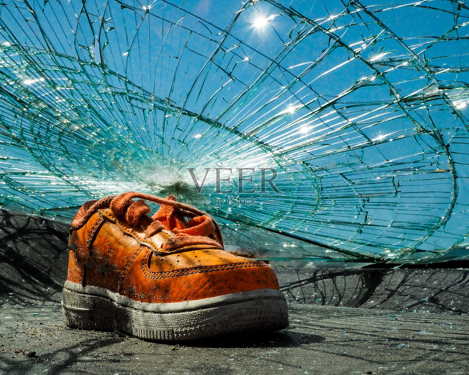 破碎的照片摄影图片