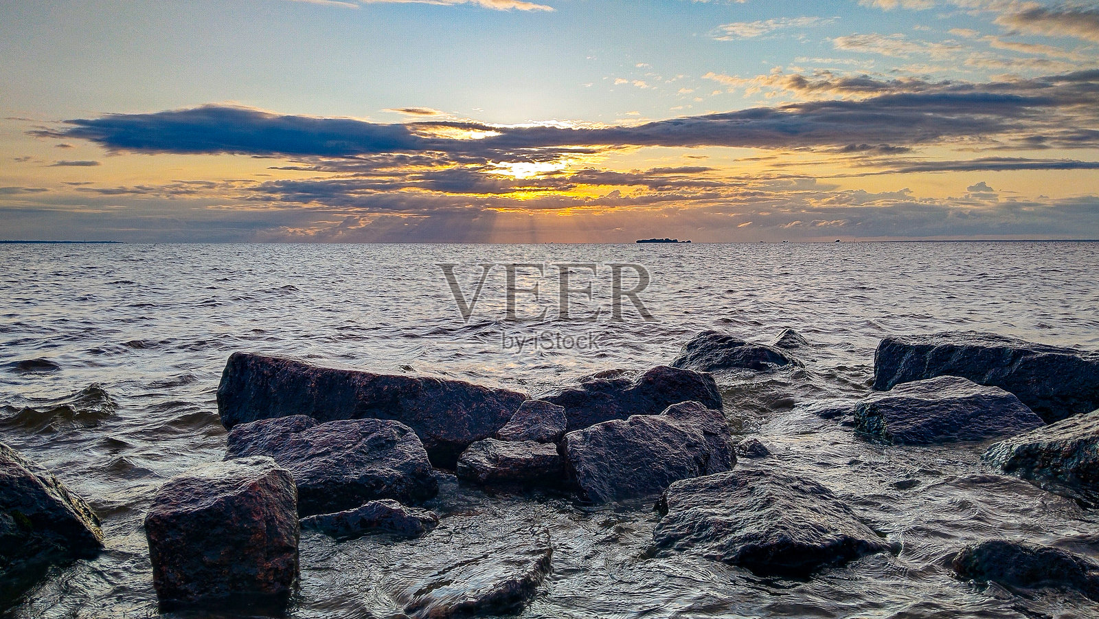 海上的日落照片摄影图片