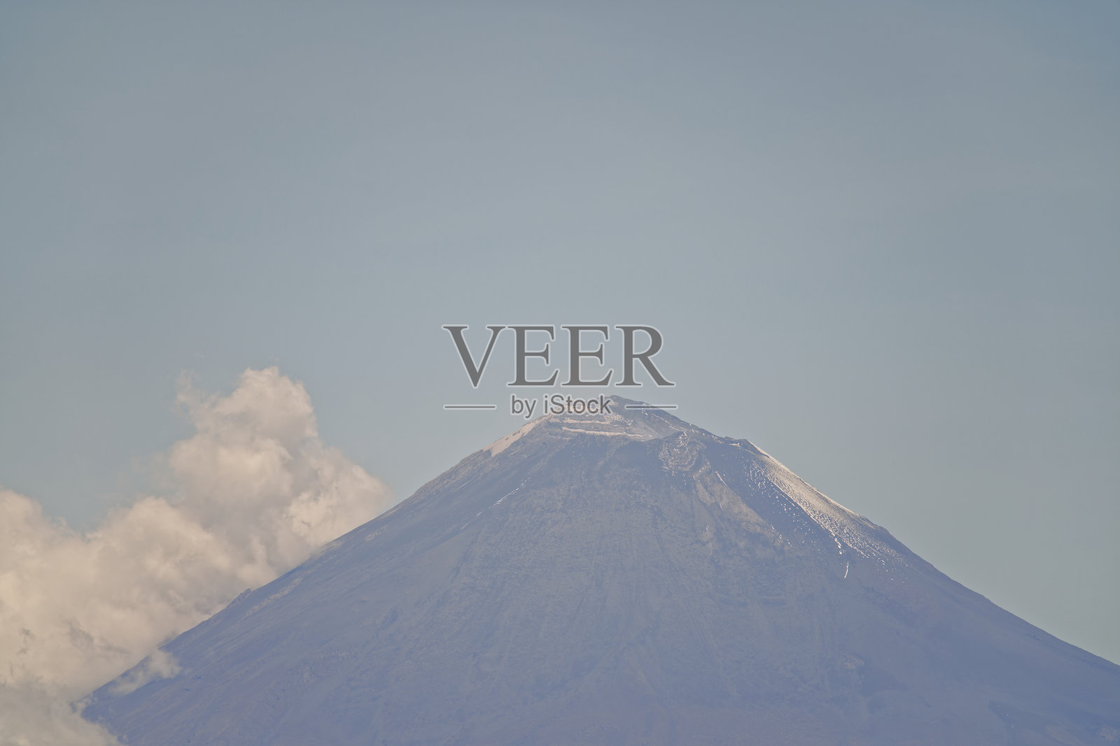 波波卡特佩特尔火山，普埃布拉照片摄影图片