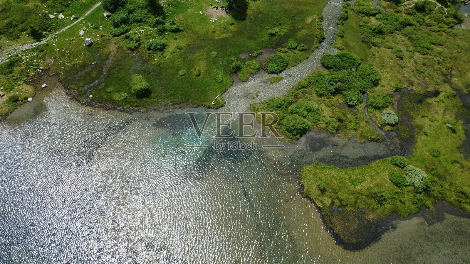 阿尔皮湖照片摄影图片