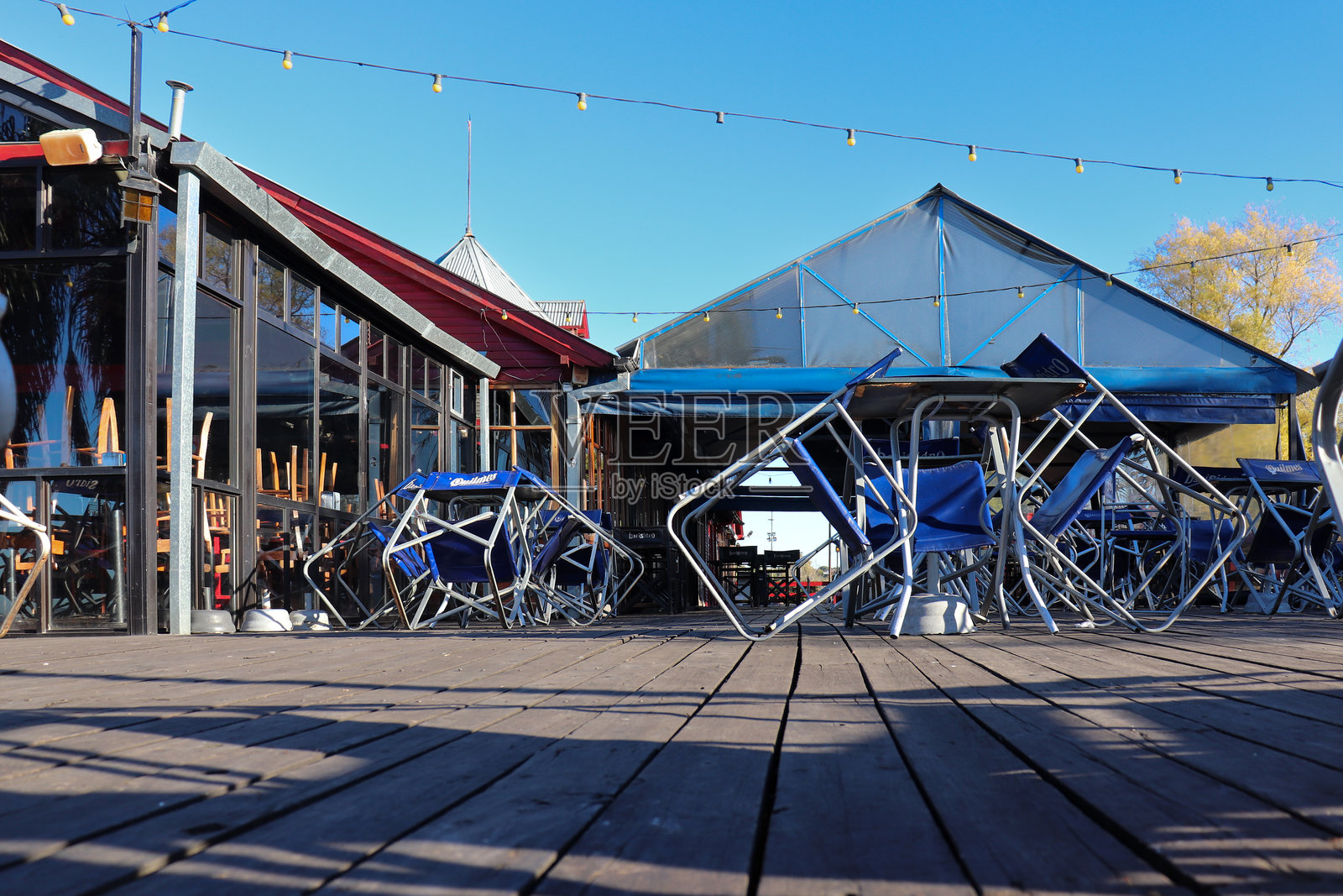 巴里西德罗阳台：圣伊西德罗闭店后的宁静照片摄影图片