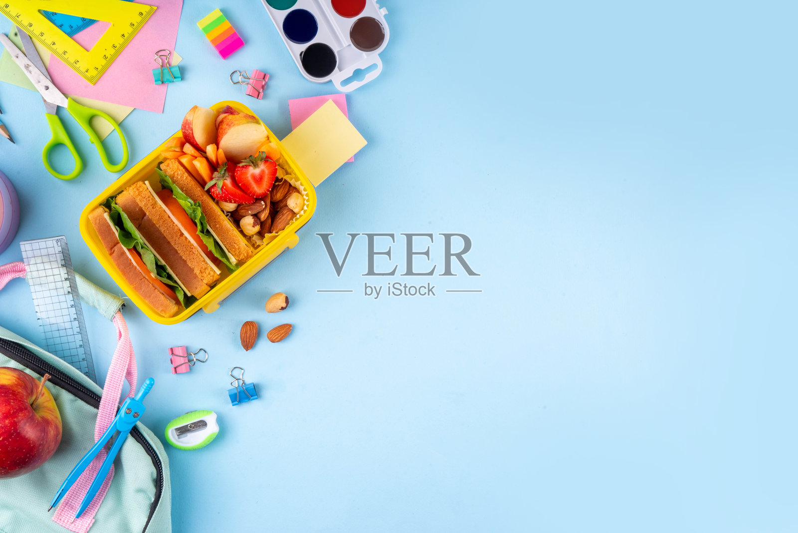 返校季。健康的学校餐饮背景照片摄影图片