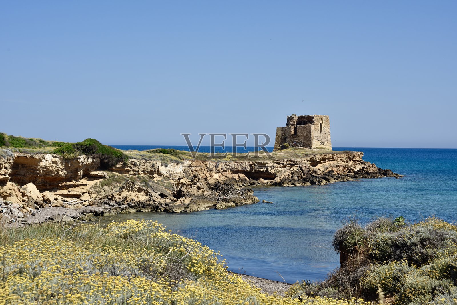 意大利普利亚大区布林迪西的历史遗址特斯塔塔楼照片摄影图片