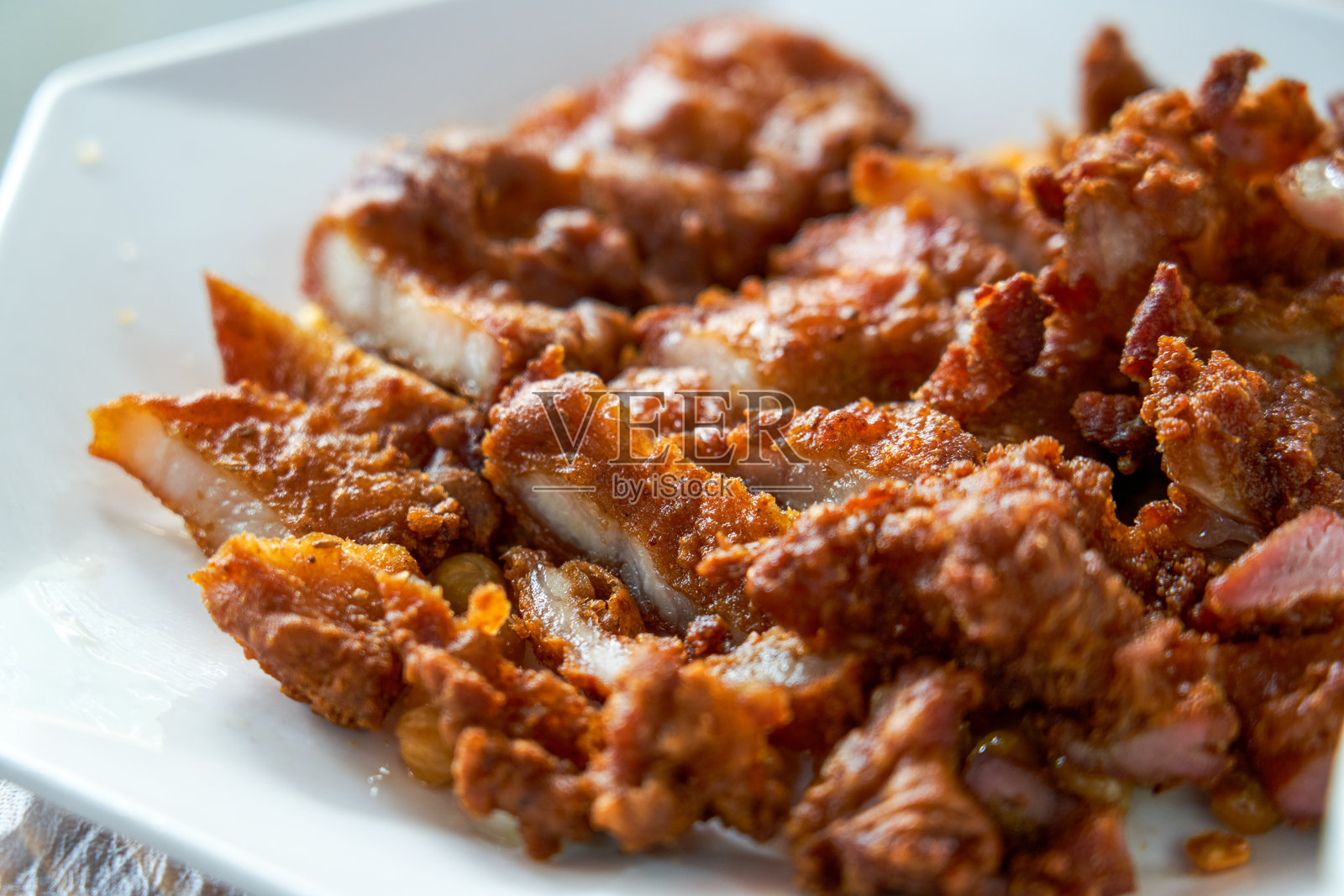 香脆的炸猪肉，香脆的炸猪肉照片摄影图片