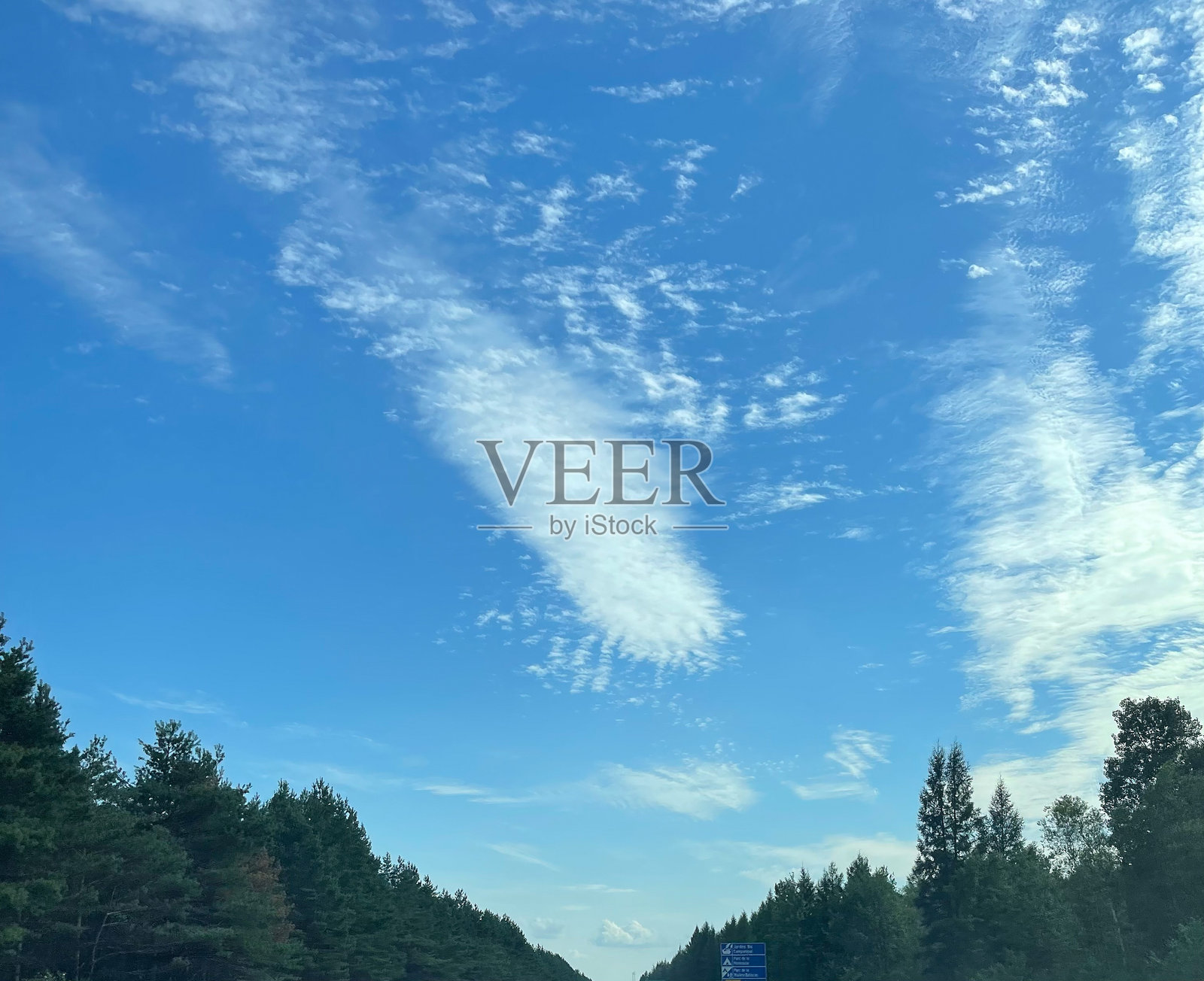 局部多云的天空 - 美丽的云彩照片摄影图片