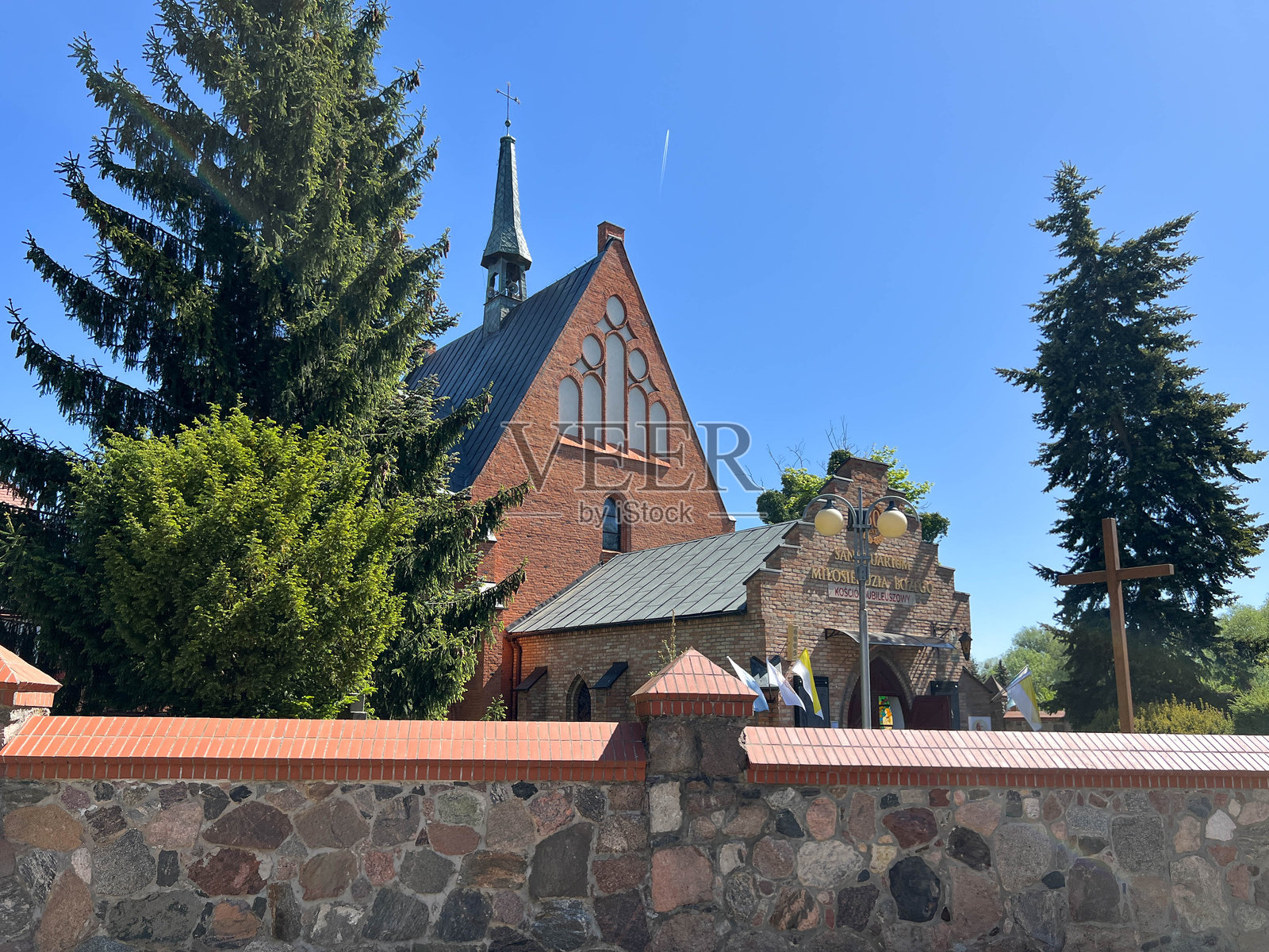 波兰米斯利博日的神圣慈悲圣所教堂照片摄影图片