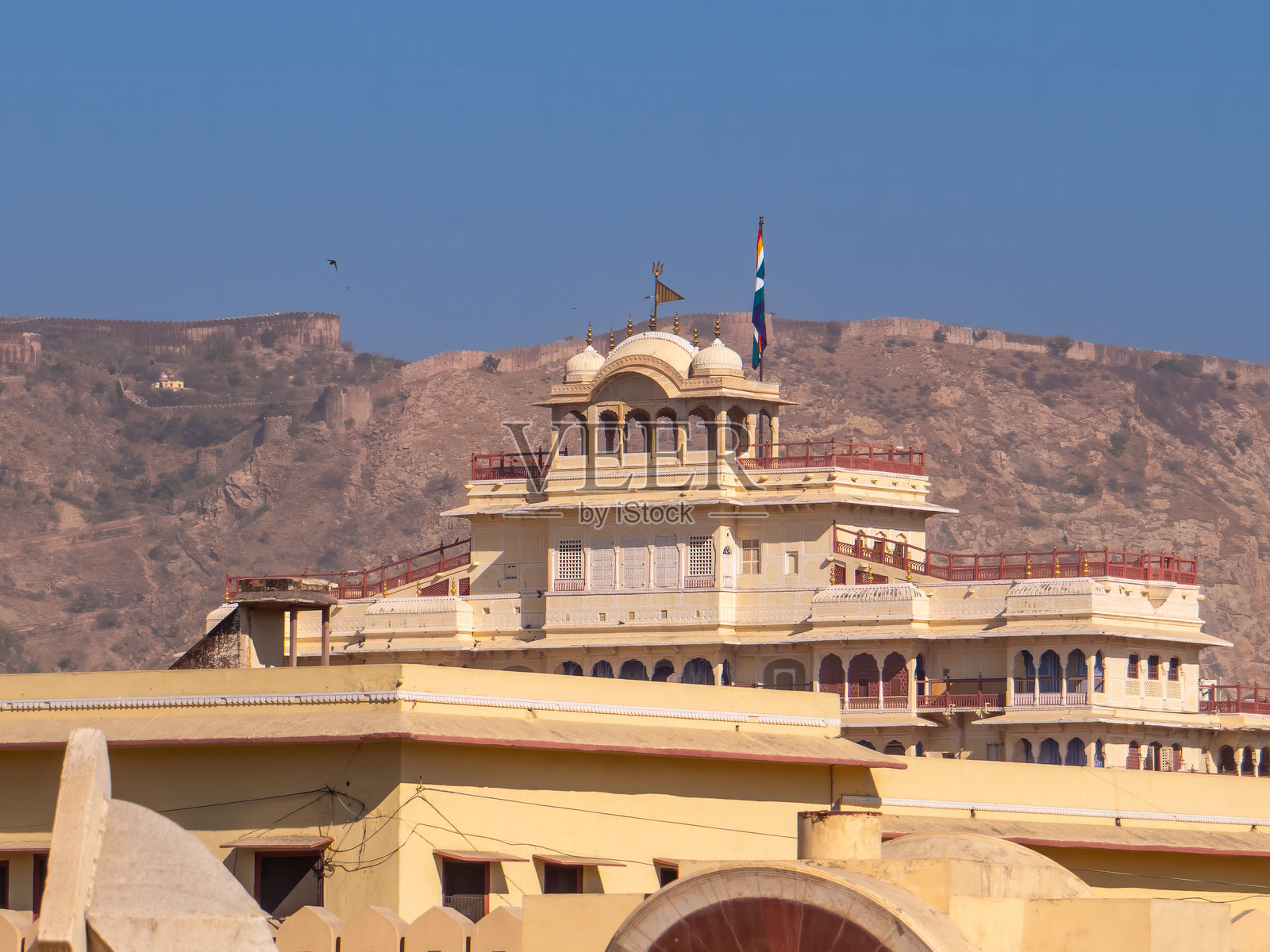 印度拉贾斯坦邦斋浦尔。城市宫殿。普里塔姆尼瓦斯广场的全景。照片摄影图片