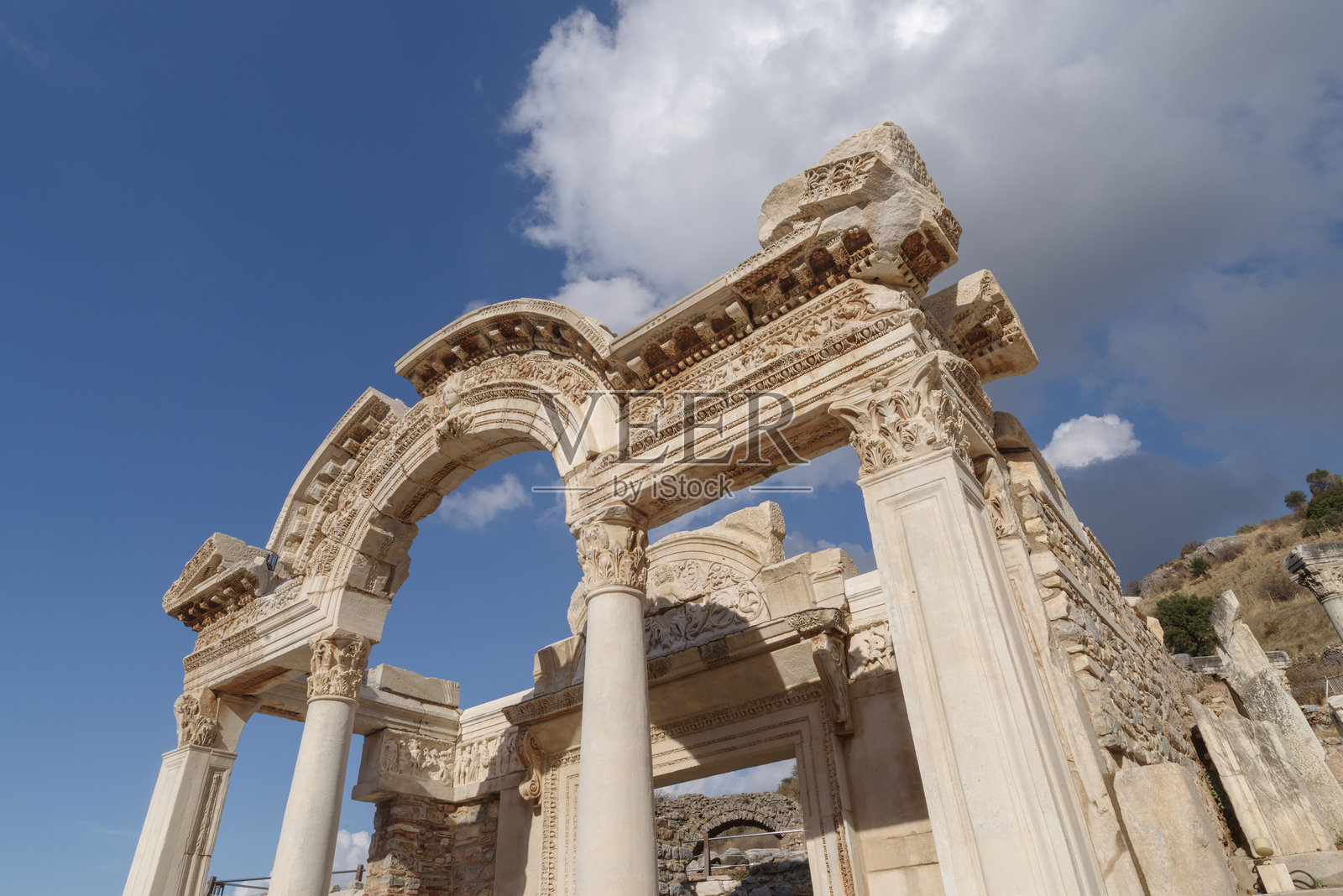 土耳其以弗所哈德良神庙照片摄影图片