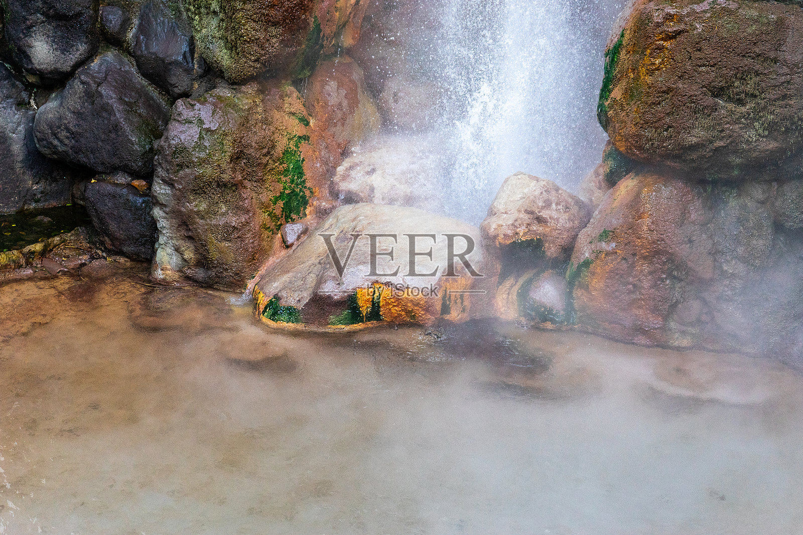 温泉区照片摄影图片