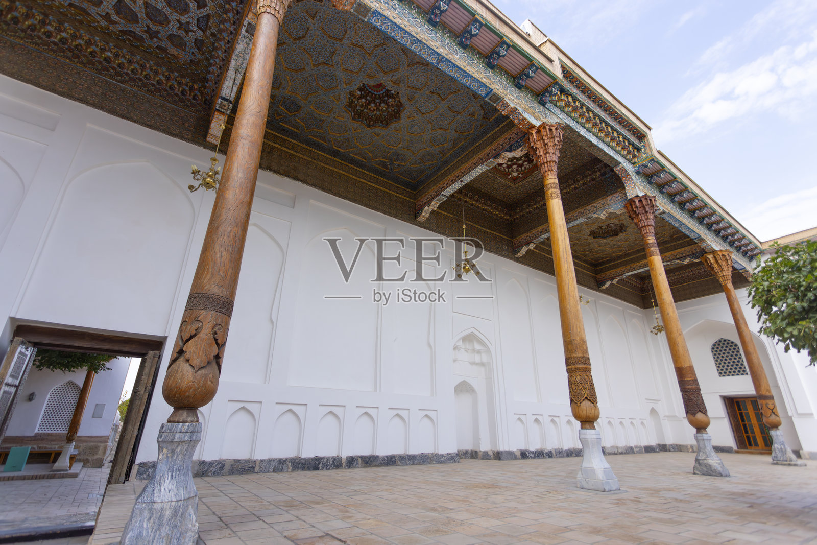 巴哈·阿尔·丁·纳克什班德的墓,苏菲逊尼派伊斯兰教的创始人照片摄影图片