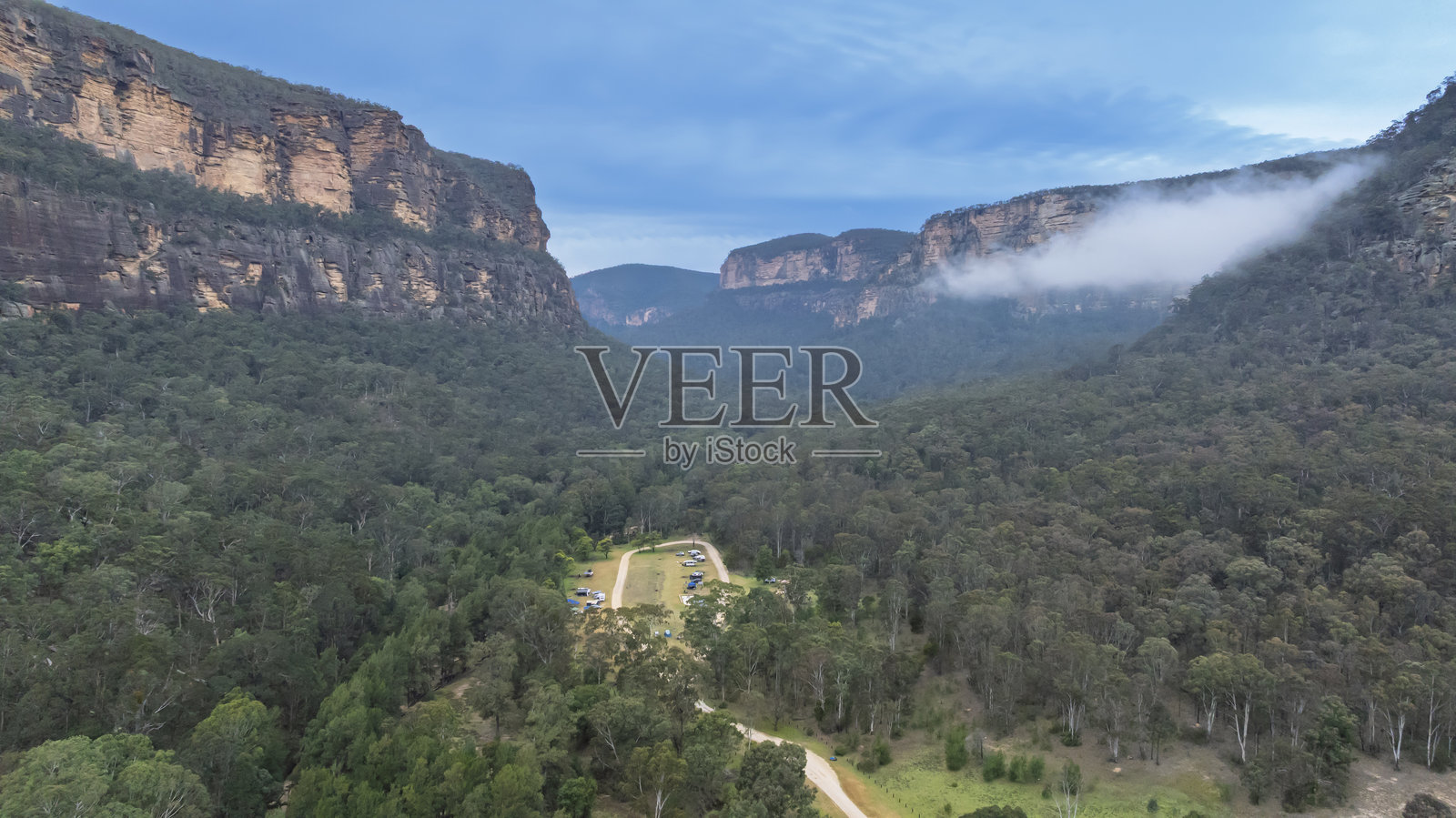 澳大利亚卡佩提谷的库伦戈巴露营地照片摄影图片