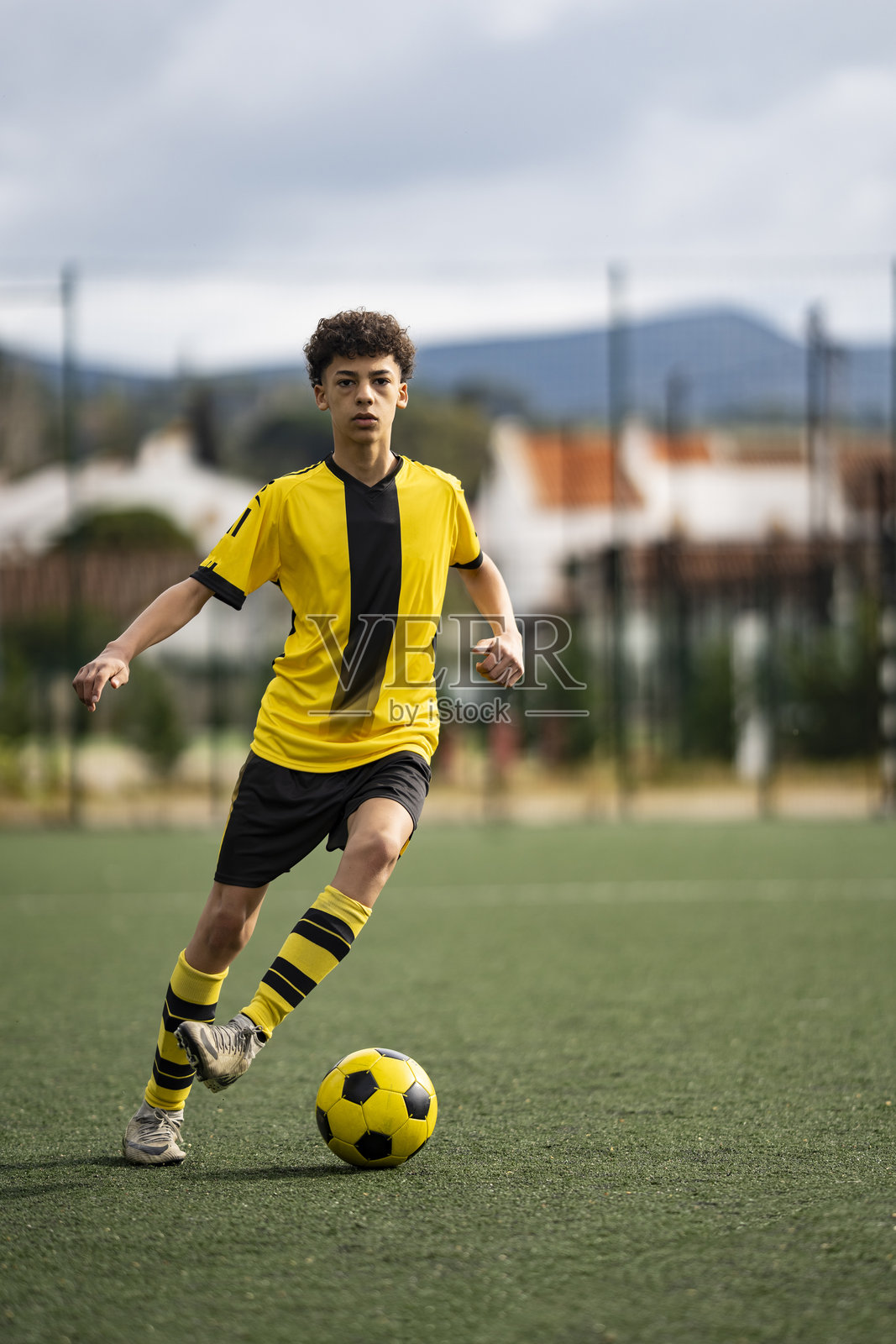 足球运动员训练照片摄影图片